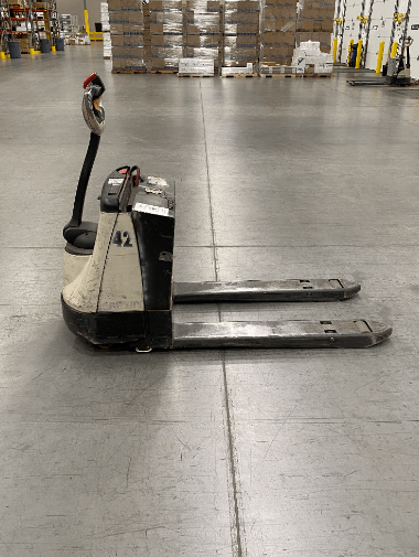 2005 Crown WP2335-45 walkie pallet jack Henrico VA - MANUAL PALLET JACKS