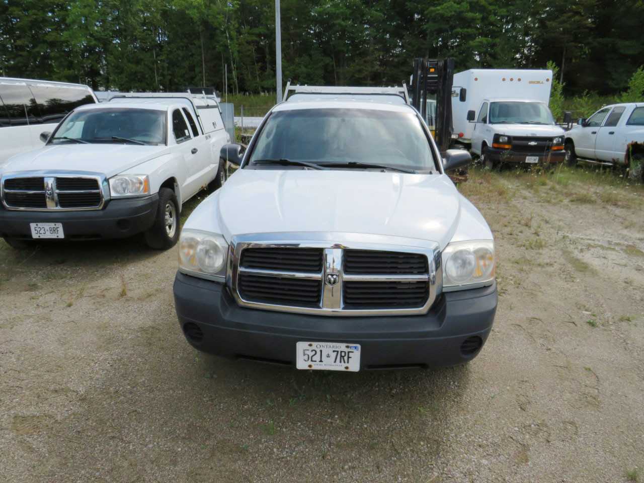 2005 DODGE DAKOTA 4X4 C PICKUP TRUCK - HYDRO EXCAVATOR TRUCKS
