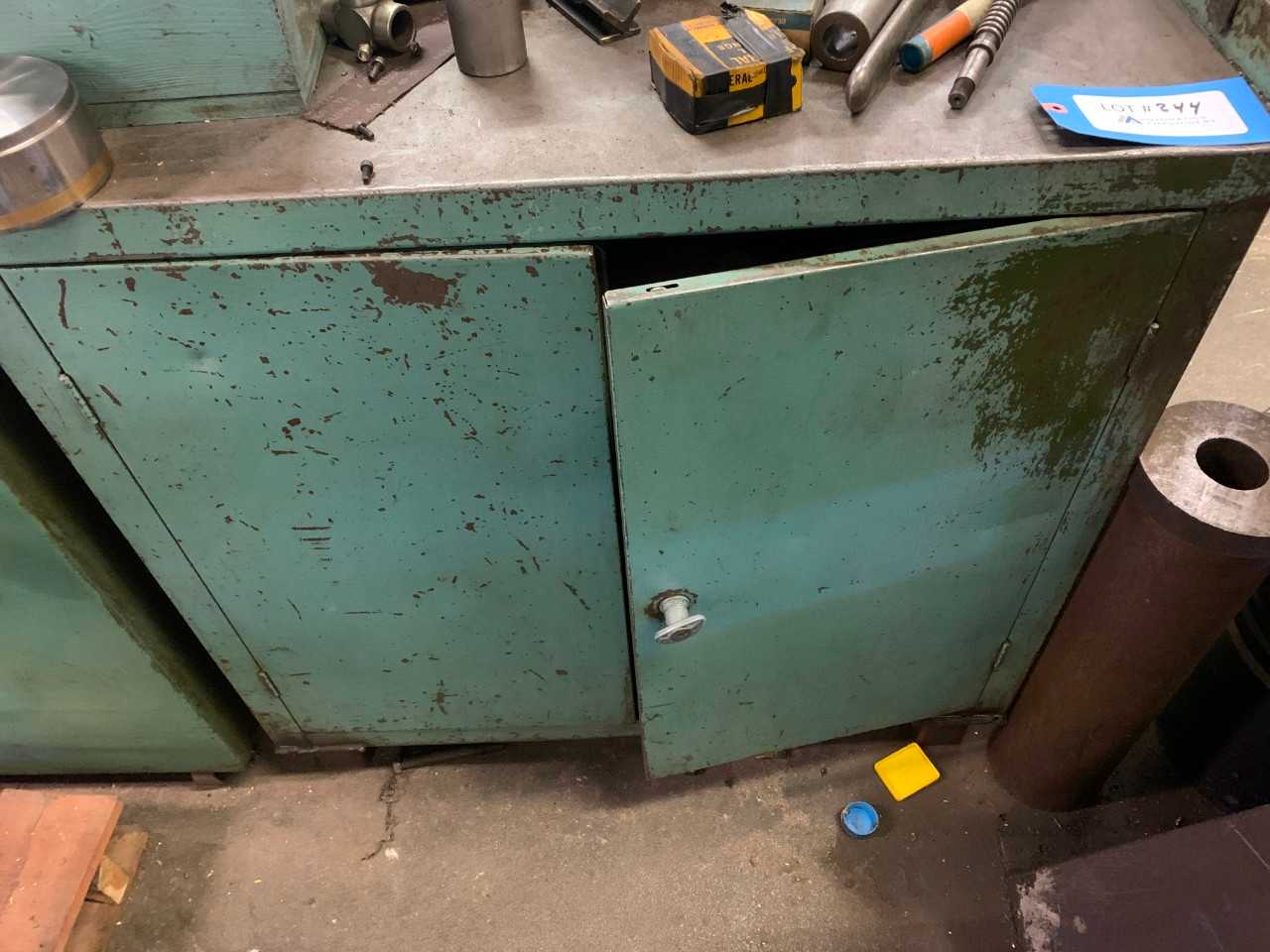 Metal cabinet - TOOL STORAGE