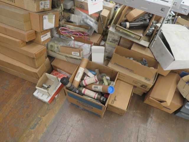 Electricians Dream of Supplies, (lot) - MISCELLANEOUS
