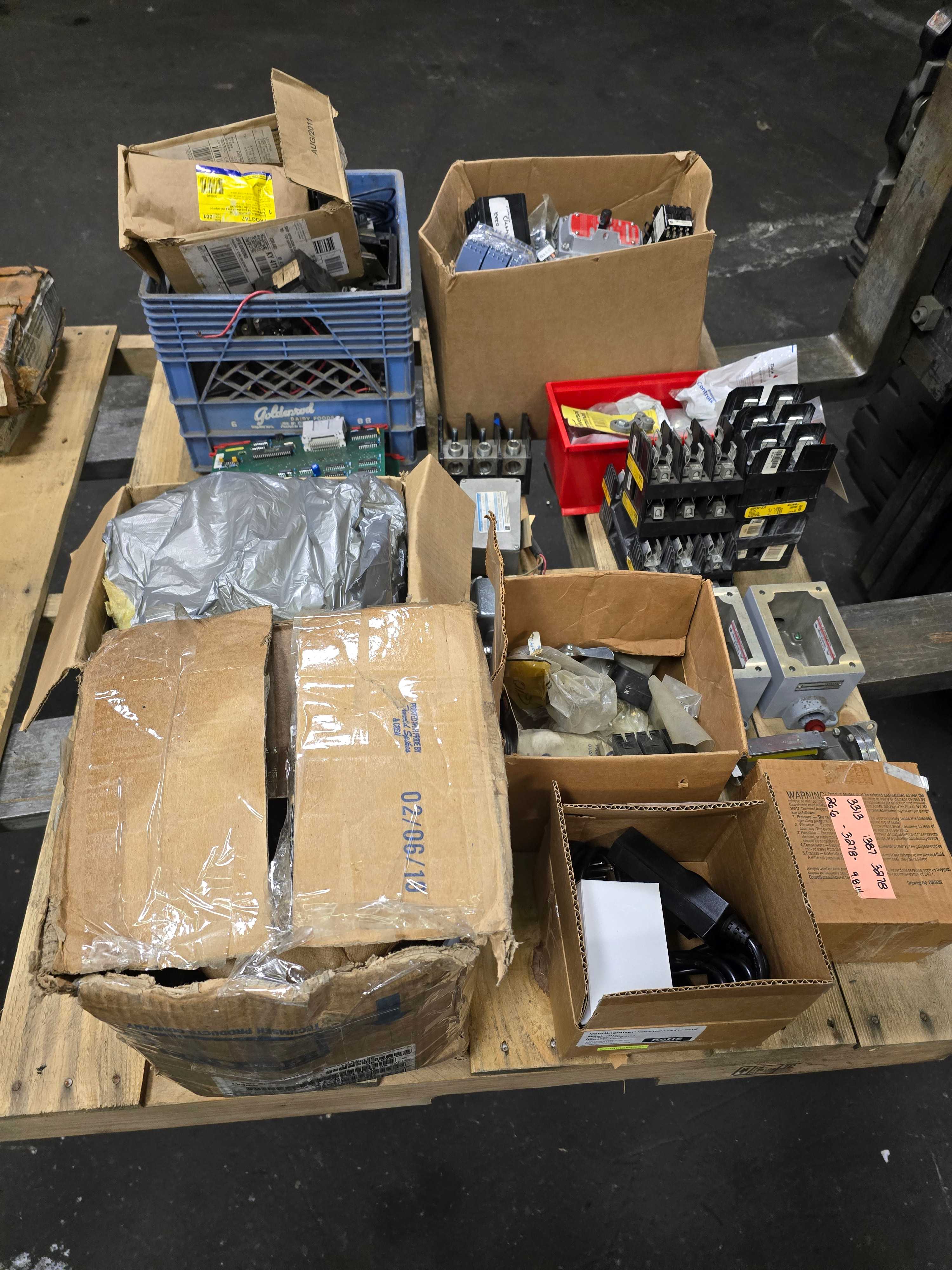 LOT OF INDUSTRIAL & ELECTRICAL PARTS - INDUSTRIAL PARTS LOT OF INDUSTRIAL & ELECTRICAL PARTS - INDUSTRIAL PARTS