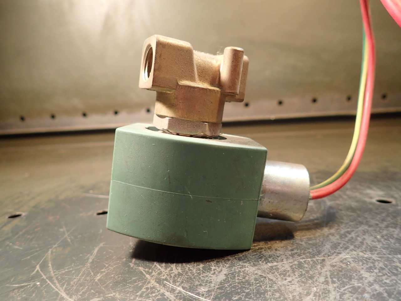 ASCO Red Hat II 8262G212 Solenoid Valve: 1/4" Female NPT, 120 VAC 90-100 PSI WOG - ELECTRICAL COMPONENTS