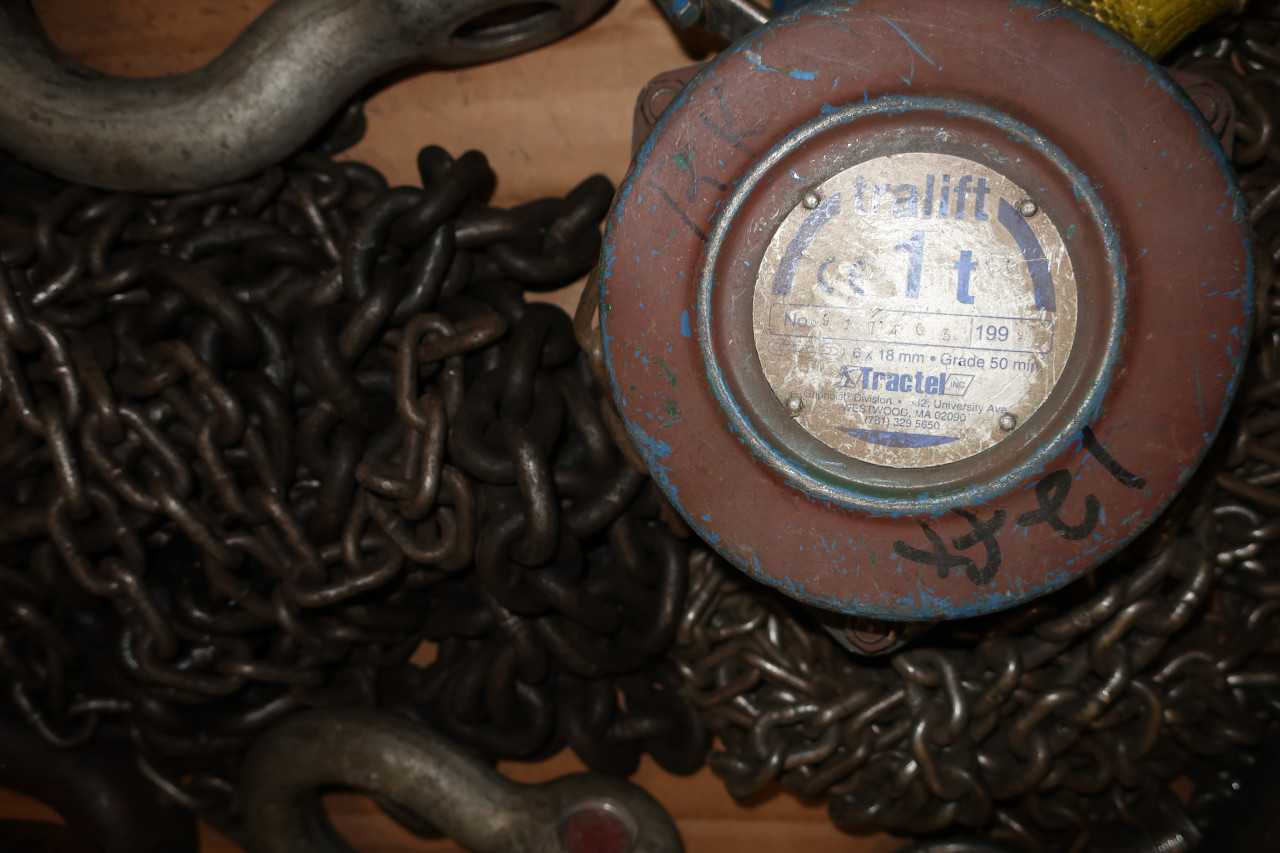 3 PALLETS OF ASSORTED HOISTS STRAPS CLEVIS'S CHAINS HARRINGTON CM TRALIFT - LIFTING EQUIPMENT