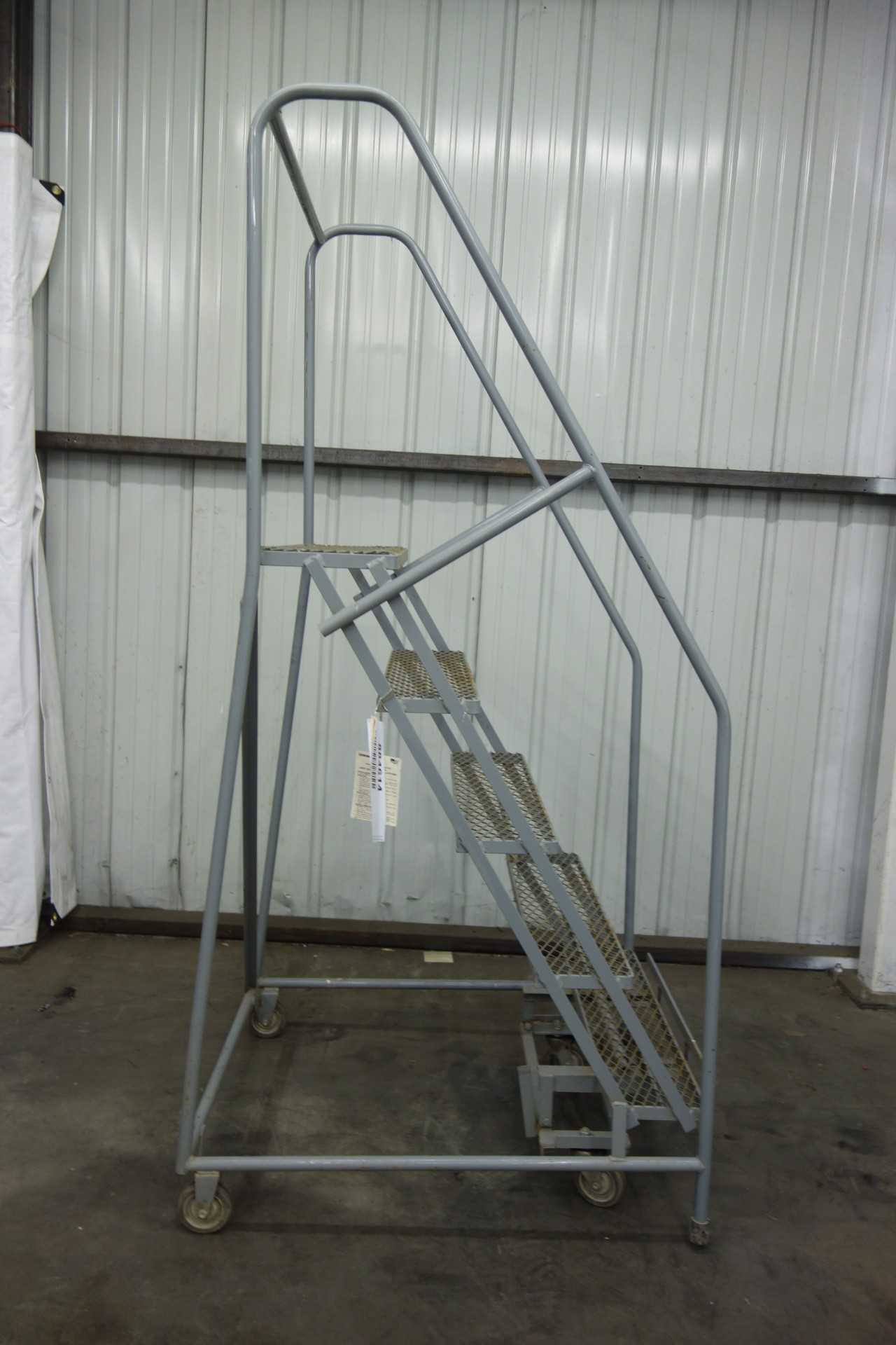 5-STEP ROLLING LADDER - MATERIAL HANDLING