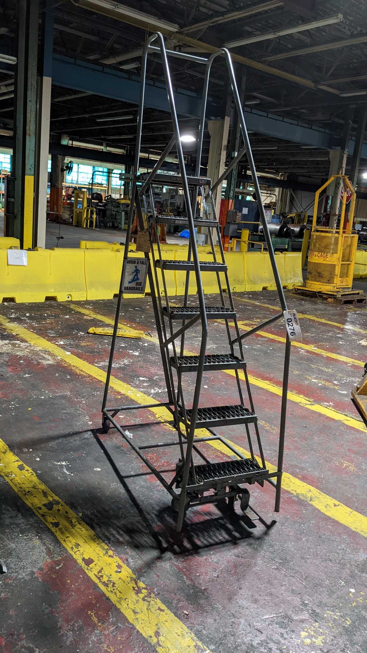 Cotterman 8' industrial ladder - MATERIAL HANDLING Cotterman 8' industrial ladder - MATERIAL HANDLING