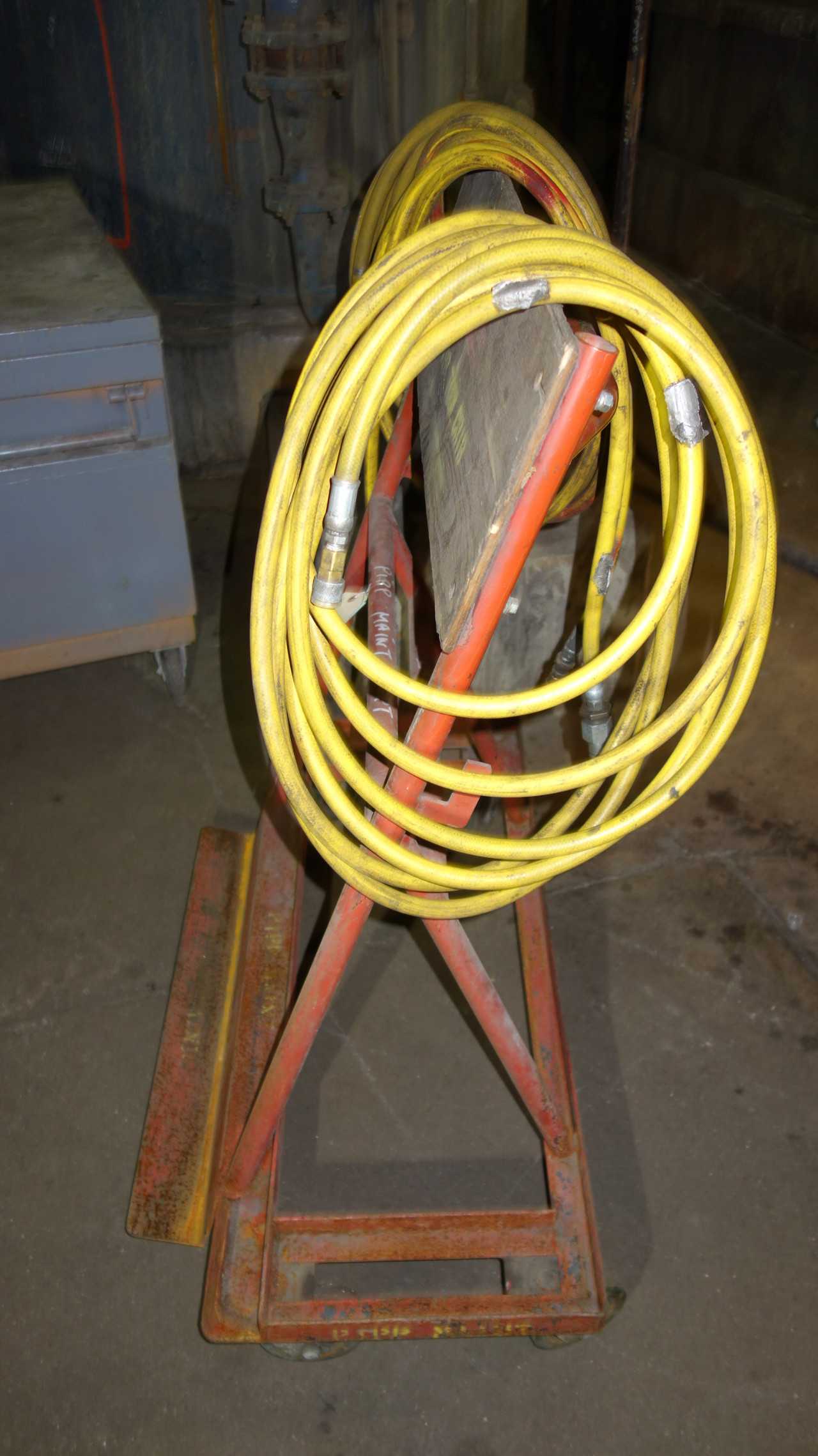 GAS CYLINDER CART - MISCELLANEOUS