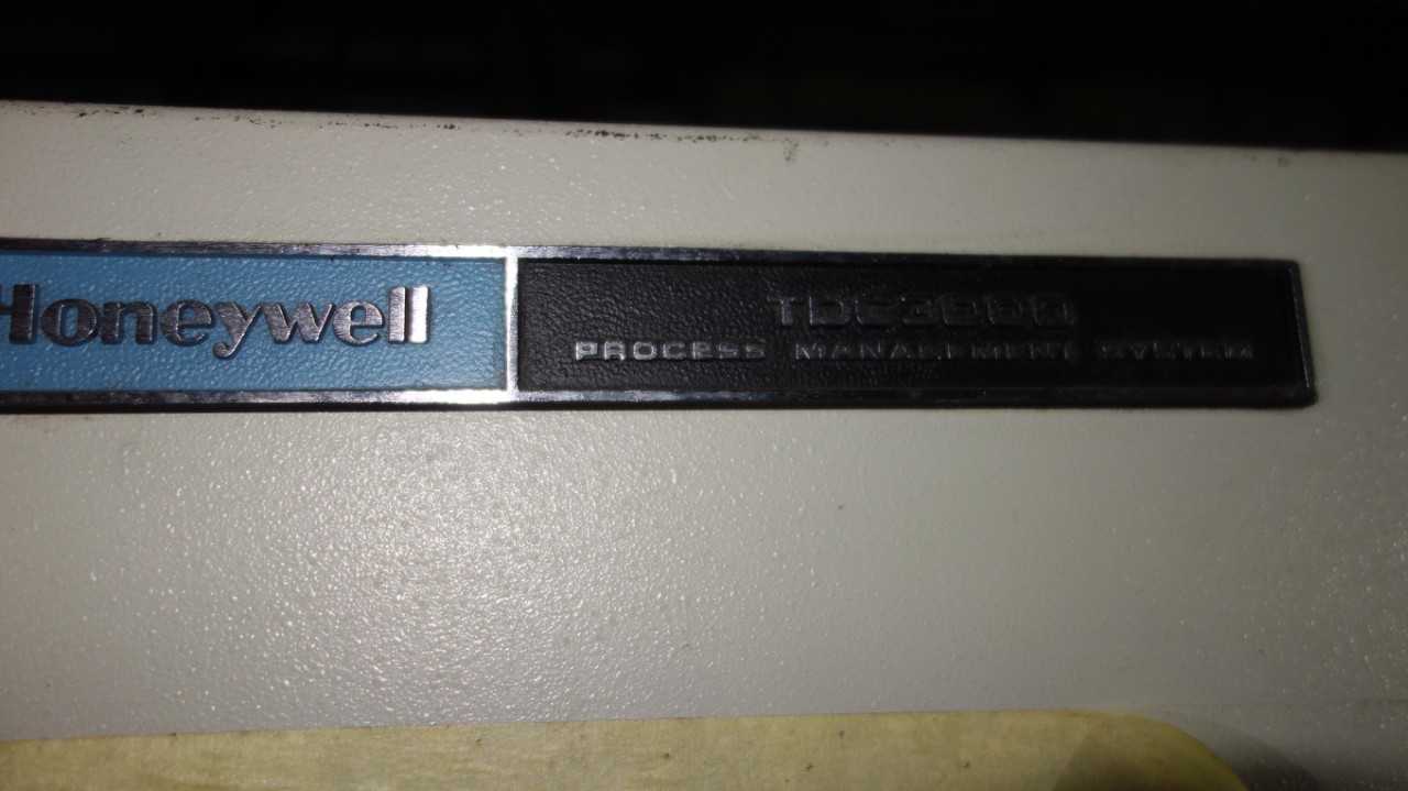 HONEYWELL TDC3000 PROCESS MANAGEMENT DCS SYSTEM (4 CABINETS) DELAYED REMOVAL - AUTOMATION & CONTROLS