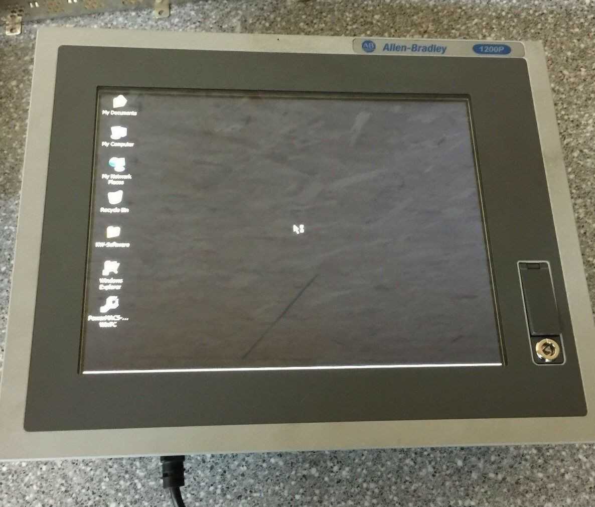 USED ALLEN-BRADLEY Versaview 1200P INDUSTRIAL COMPUTER 6181P-12NPXP SERIES E - HMIS & DISPLAYS