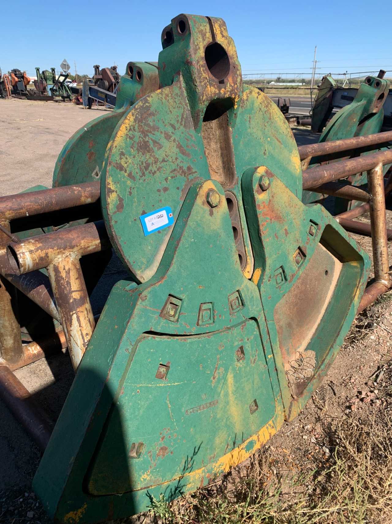 160 EMSCO drank w/AH45929-BA, 2 wts and 1 pocket wt, H-45931-D AH45928-B, - PALLET JACKS