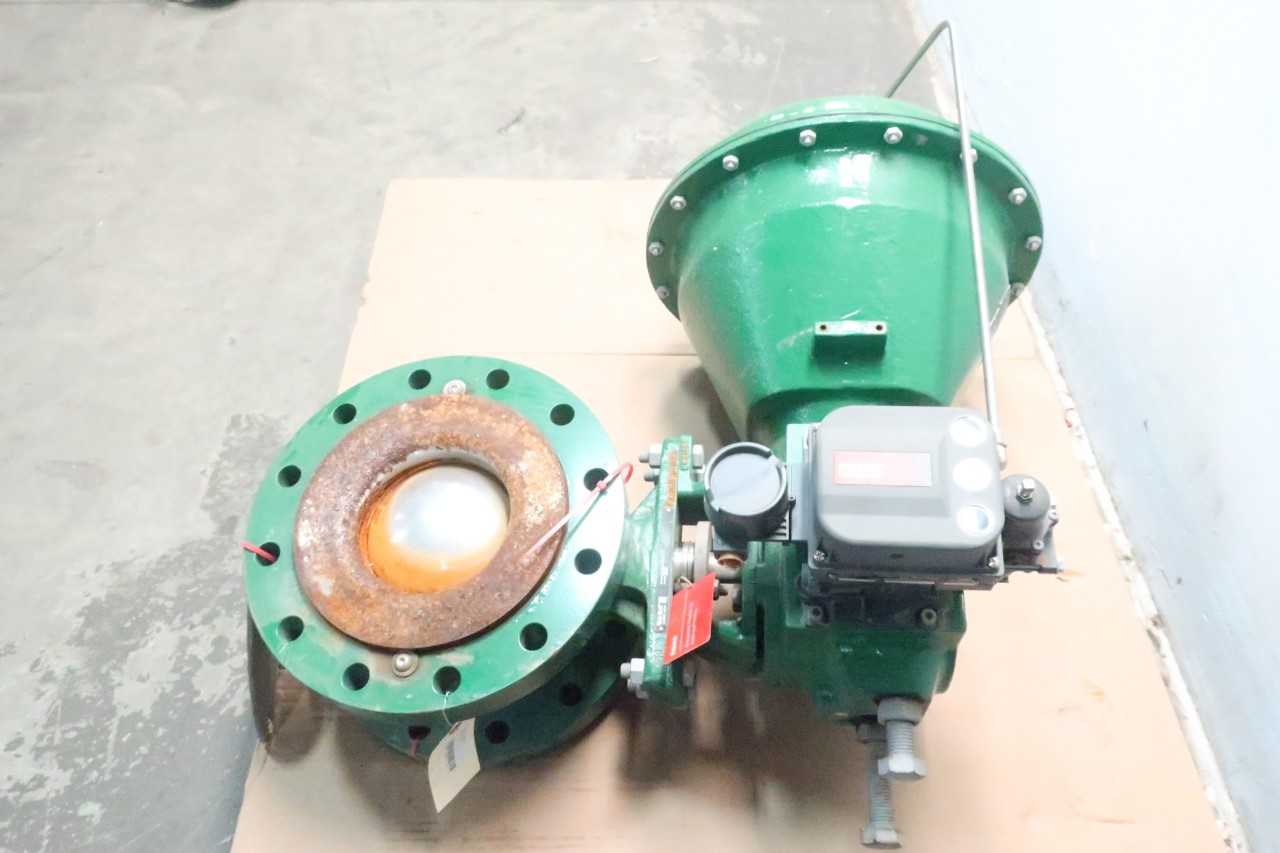 FISHER V300 PNEUMATIC 2052 300 DVC6200 8IN CONTROL VALVE - CONTROL VALVE