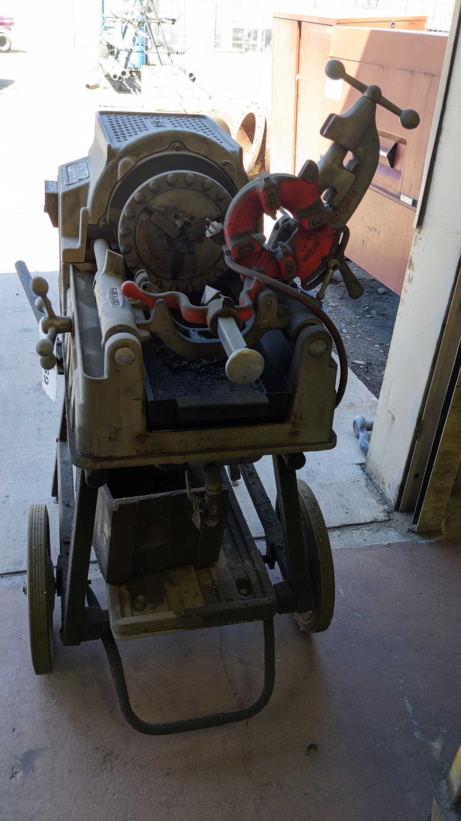 CHUCK MACHINE - ELECTRIC POWER TOOLS