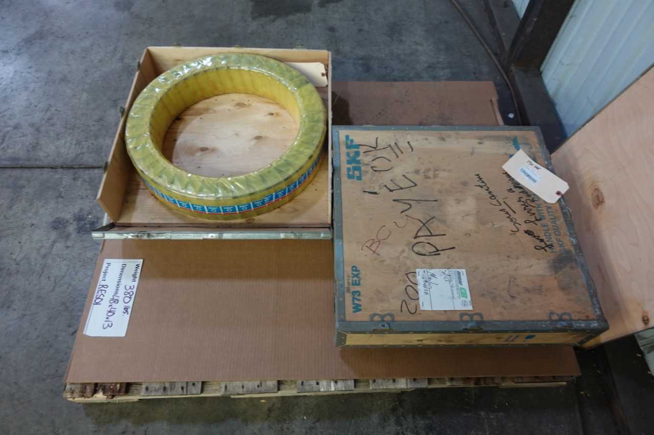 LOT OF 2 SKF 23984 CC/C3W33 ROLLER BEARINGS - BEARINGS