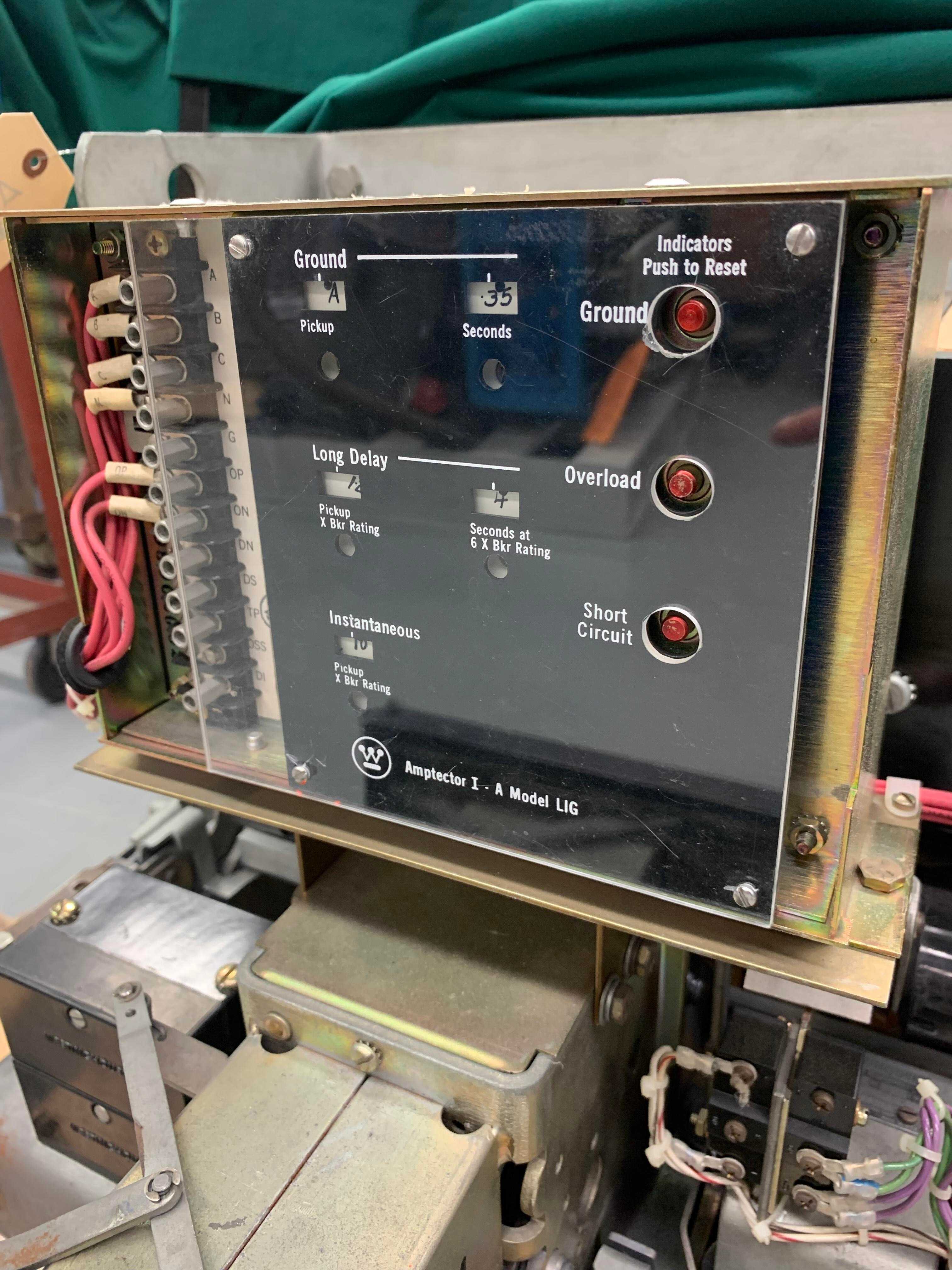 Westinghouse DB50ST Air Circuit Breaker - CIRCUIT BREAKERS