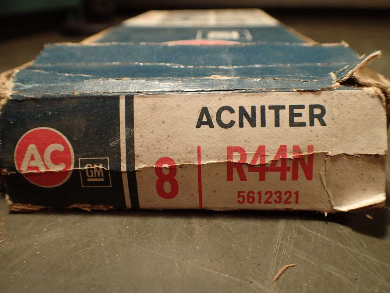 8-Pack of General Motors GM AC Spark Plug Division ACNITER R44N Green Ring: NOS! - INDUSTRIAL PARTS