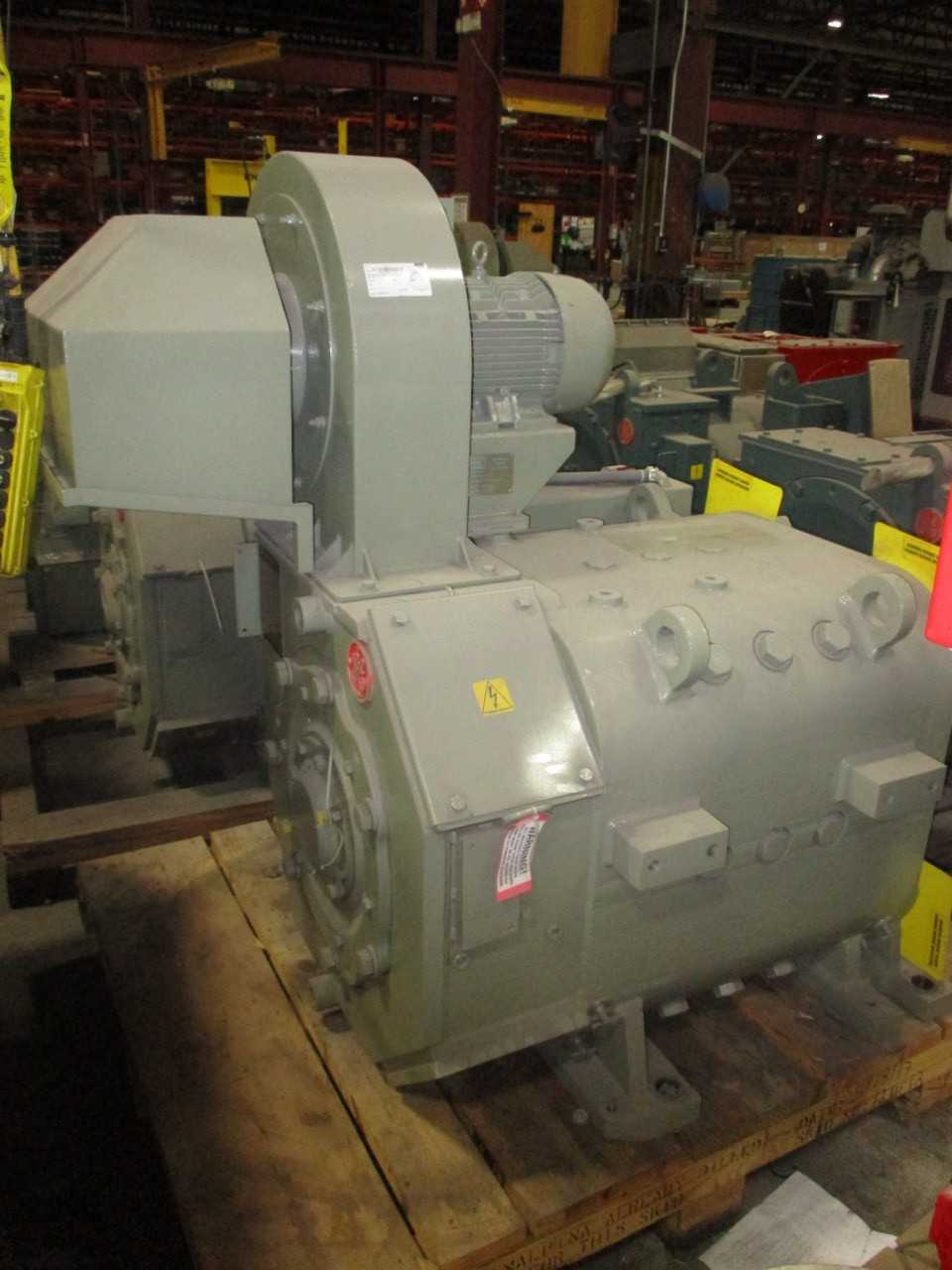 GE 752ARB3 DC Electric Motor - Left Hand JB  (UNUSED) QTY 2 - ELECTRIC MOTORS