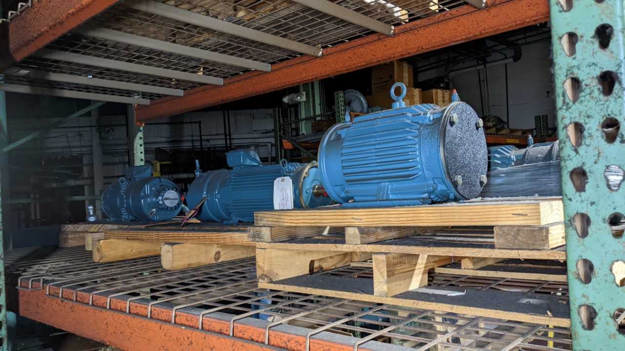 Lot of 4 motors baldor 3 Hp 1775 rpm - ELECTRIC MOTORS