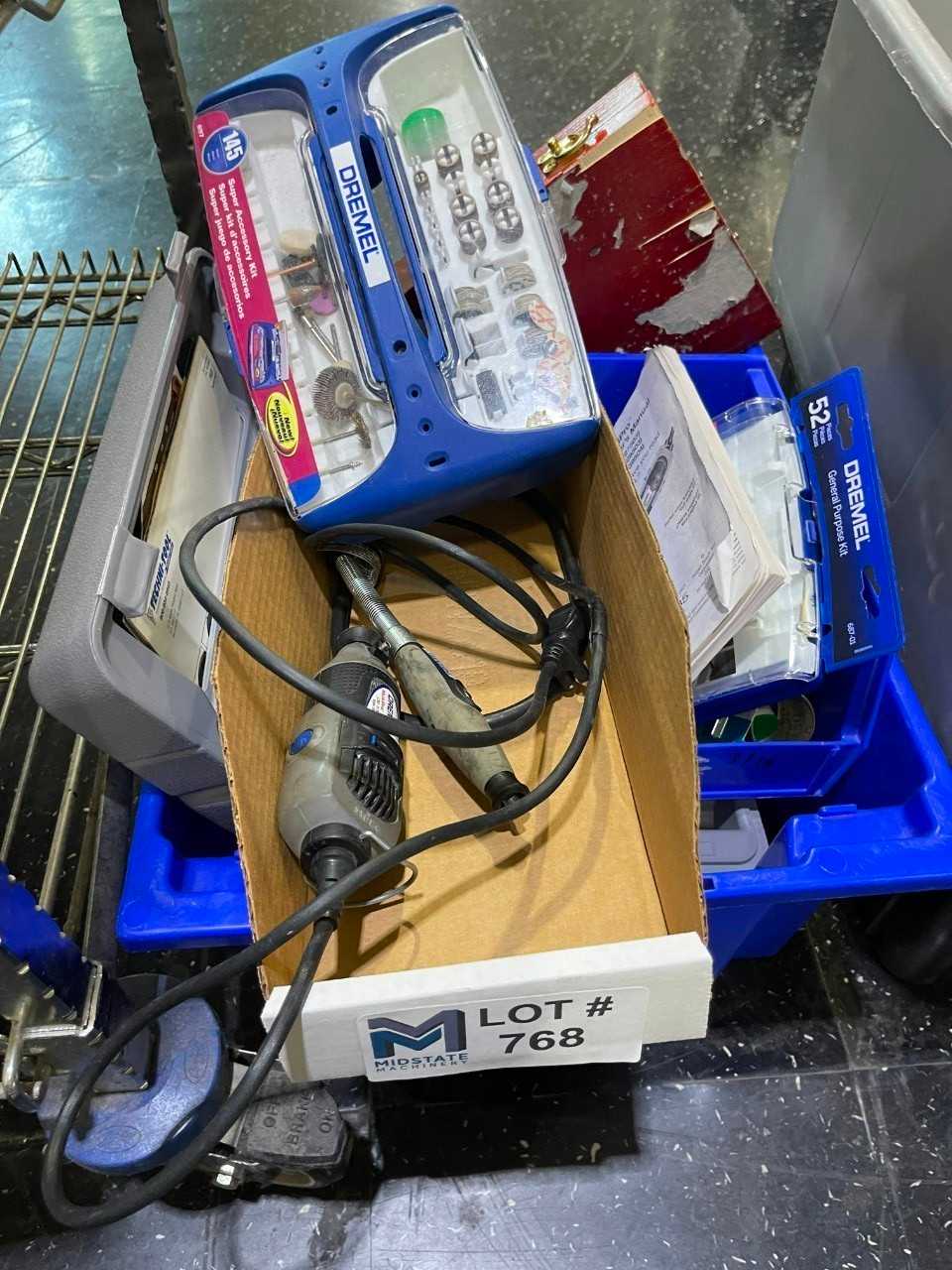 Dremal With large amount of accessories - ELECTRIC POWER TOOLS