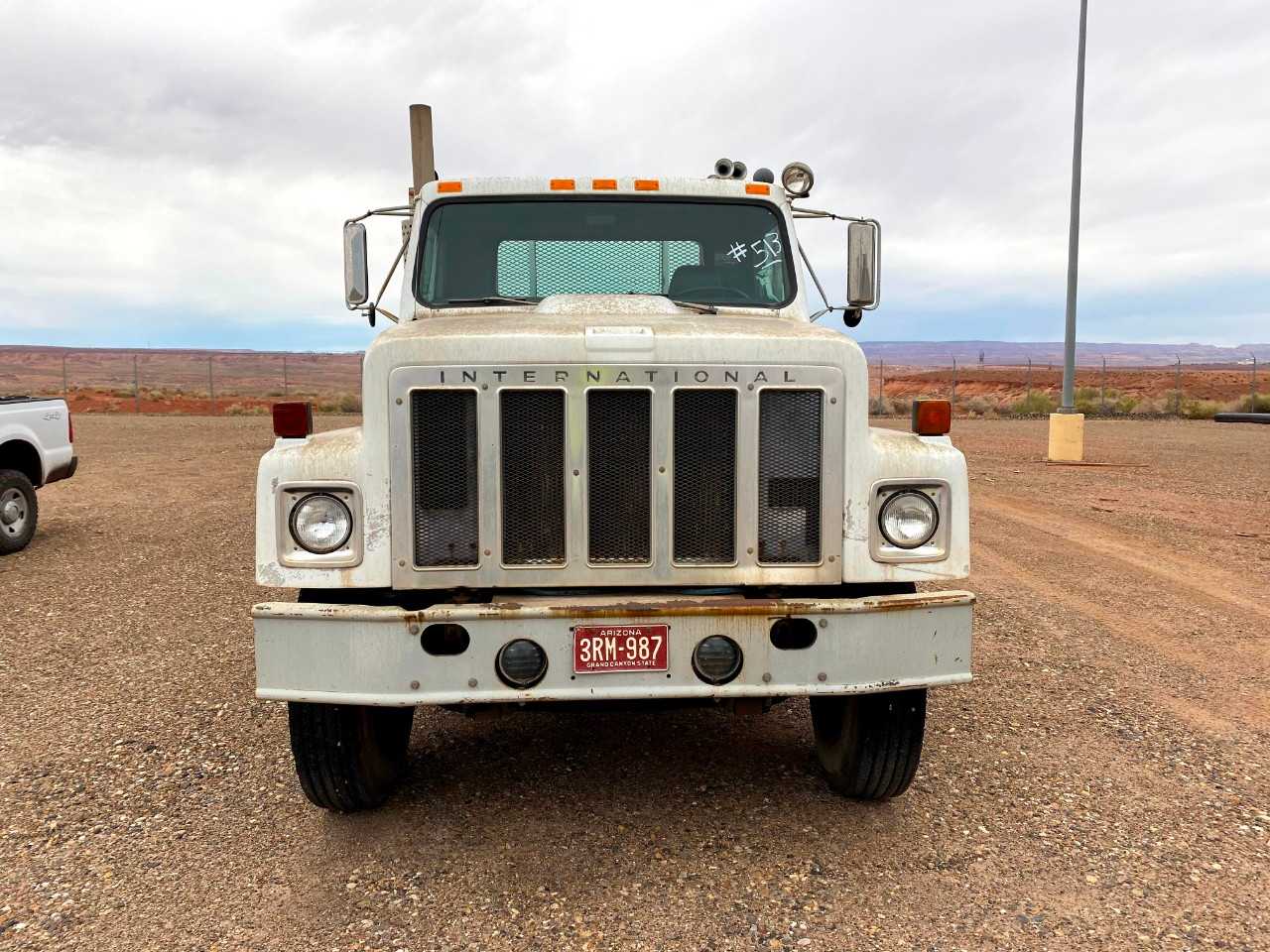 1986 International F-2574 Diesel 10 Wheel Truck w/ Stakebed - HYDRO EXCAVATOR TRUCKS