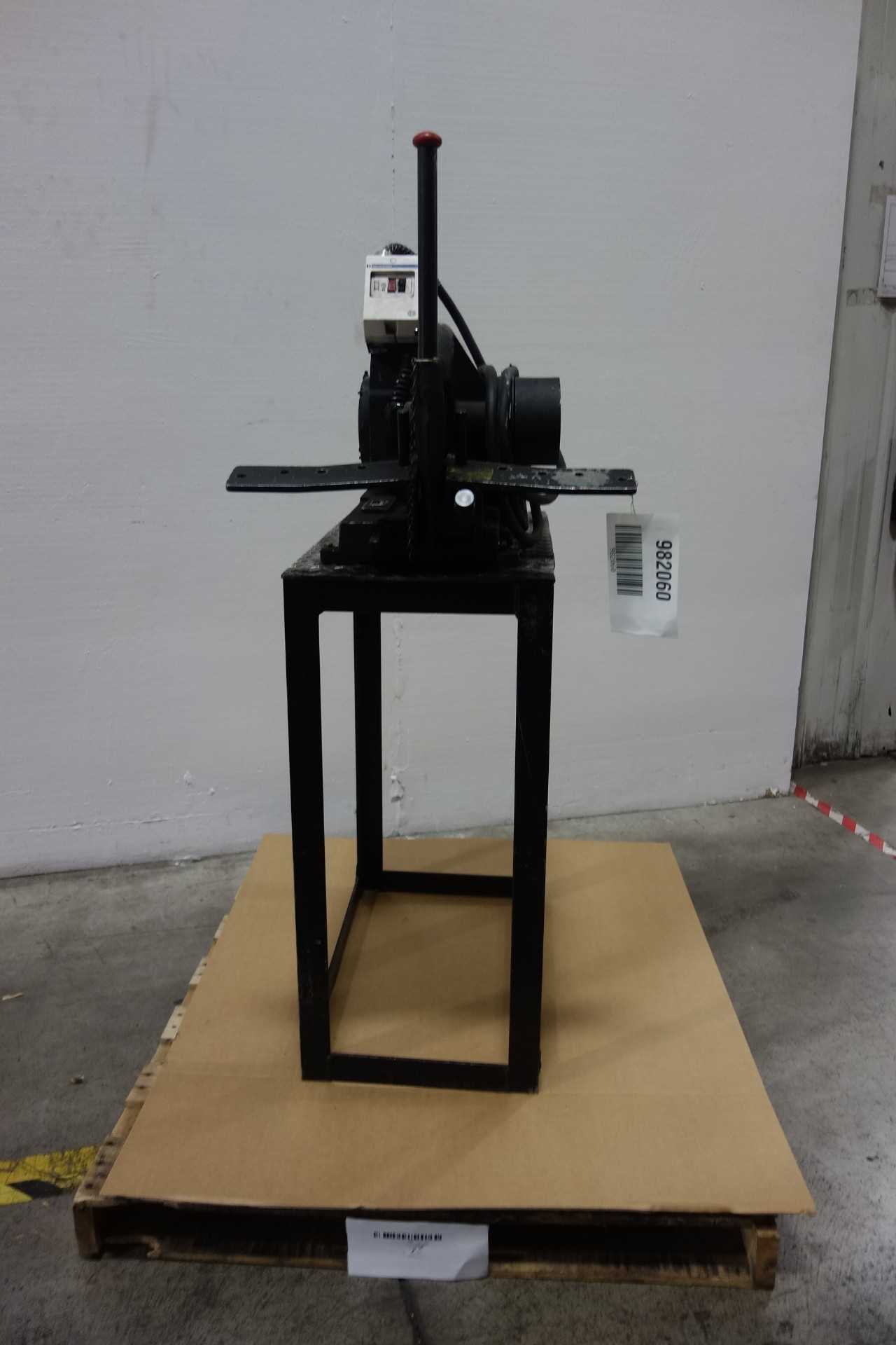 CURTIS TOLEDO HOSE MACHINE - SCALES