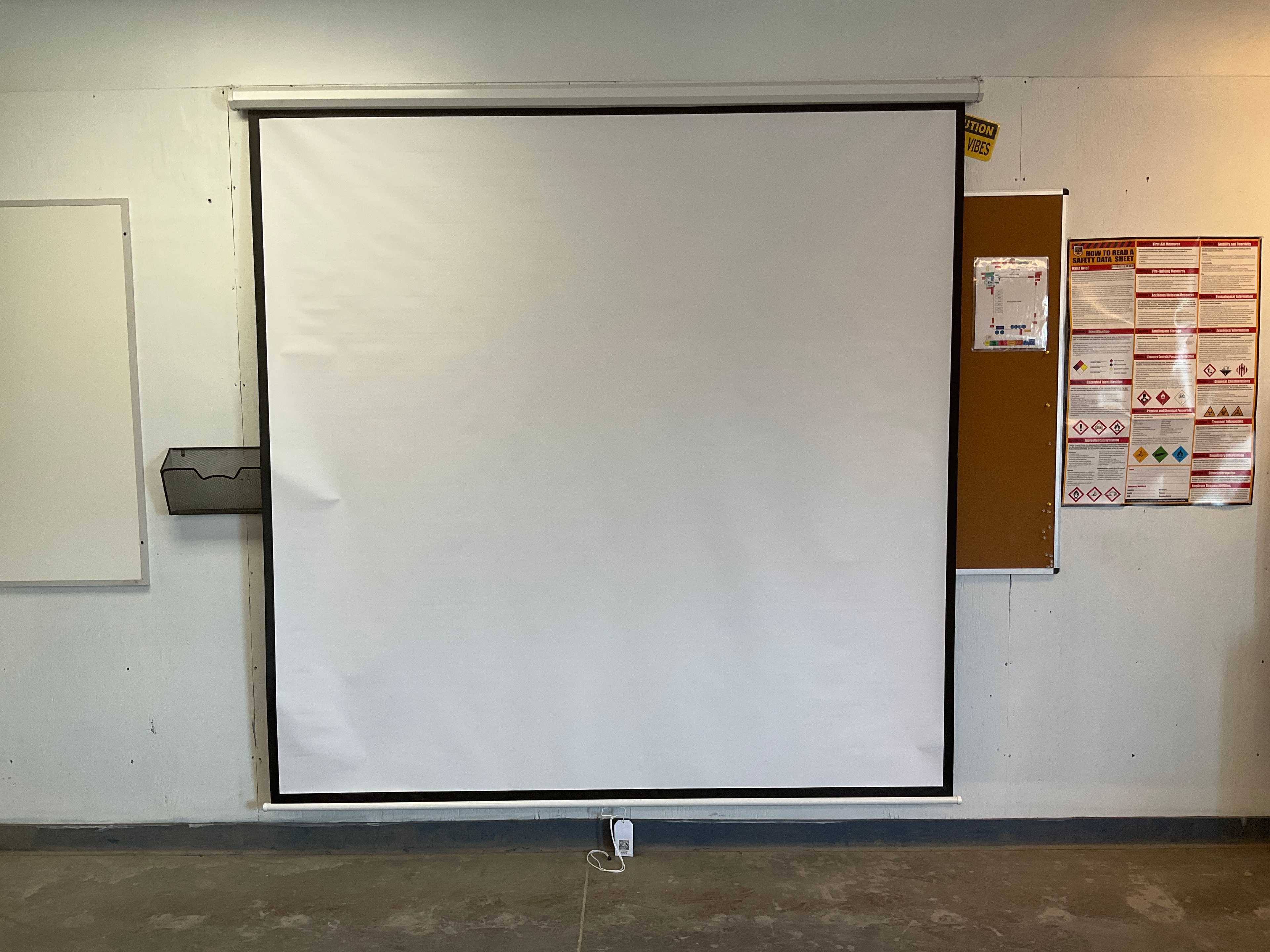 7X7 FT PROJECTOR SCREEN - PROCESS EQUIPMENT