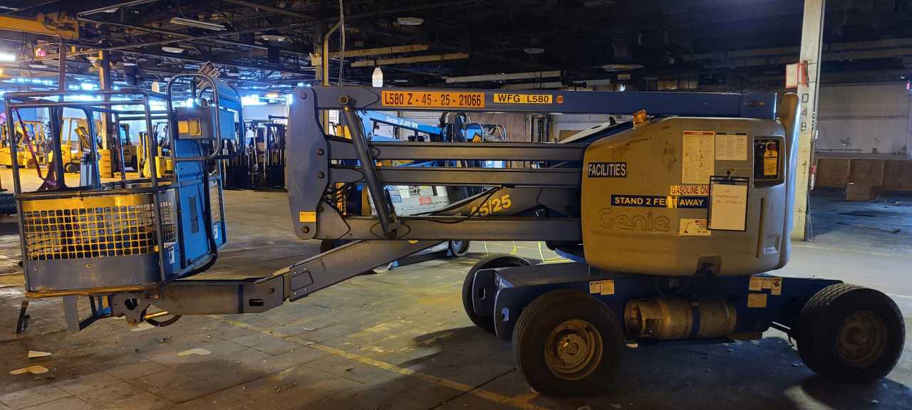 Genie Z45 25 Boom Lift - BOOM LIFTS