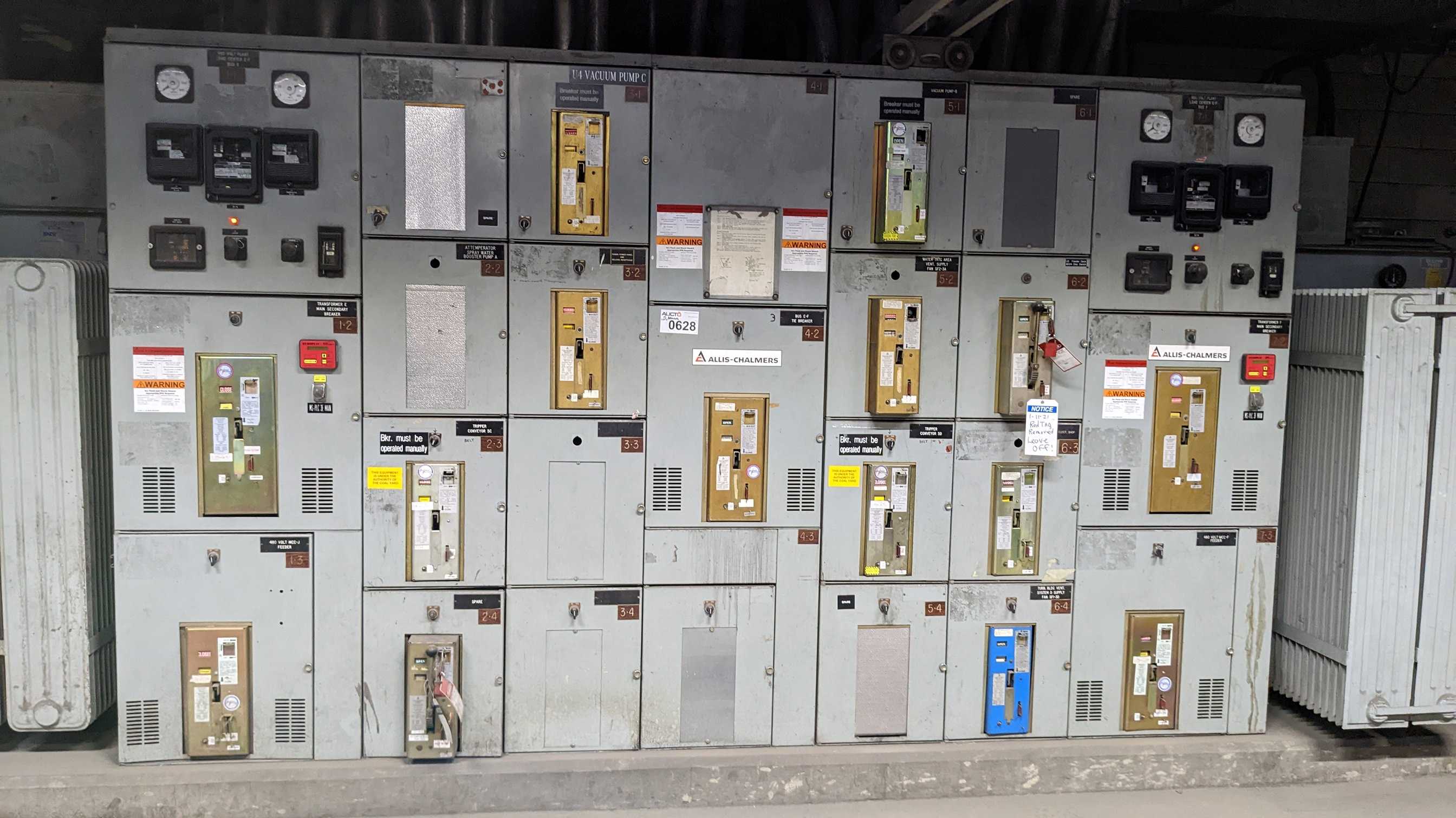 LOT OF 15 ALLIS-CHALMERS CIRCUIT BREAKERS - CIRCUIT BREAKERS LOT OF 15 ALLIS-CHALMERS CIRCUIT BREAKERS - CIRCUIT BREAKERS