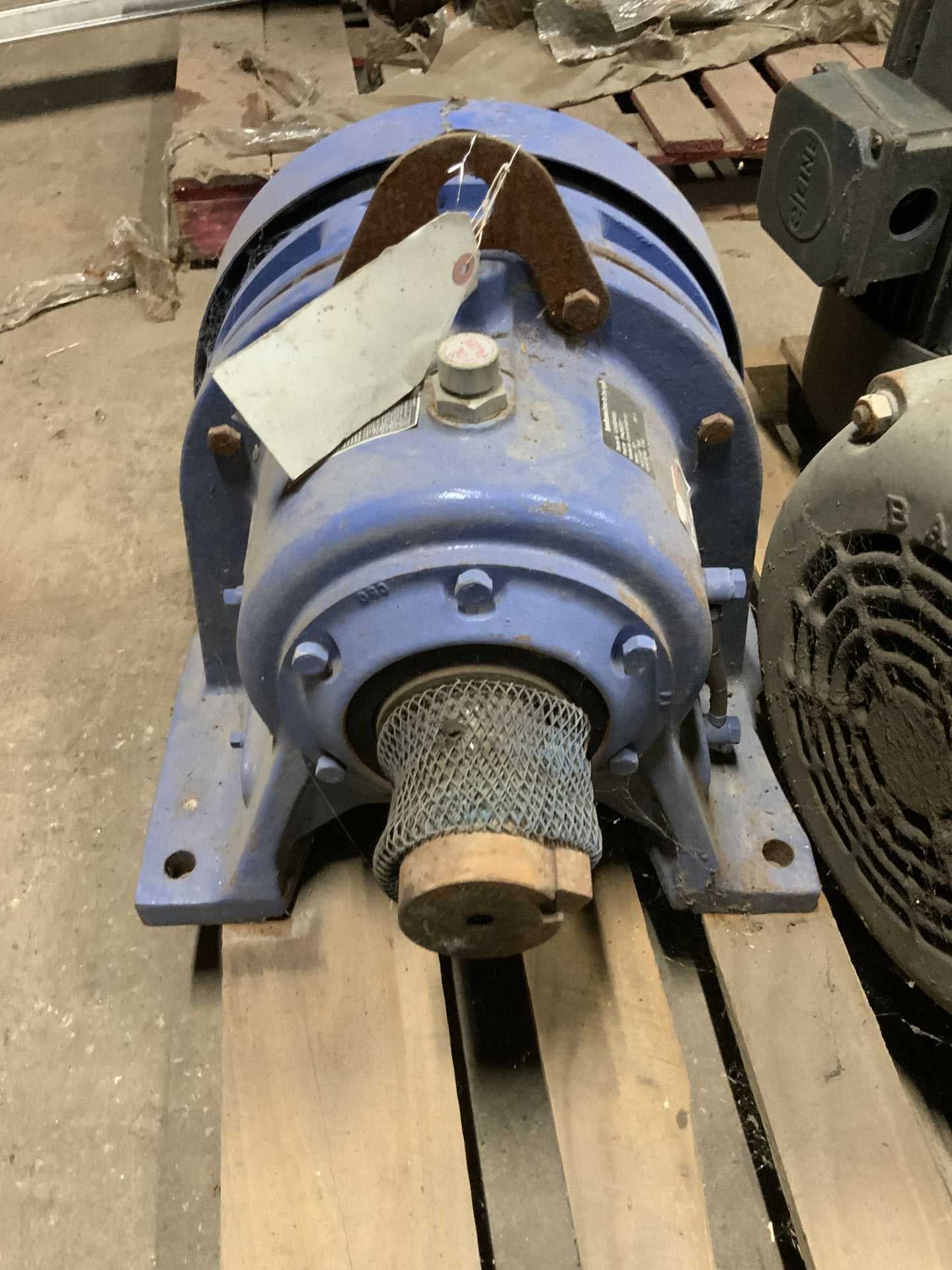 SUMITOMO CHHJ6180Y87-213TC GEAR REDUCER - GEAR REDUCERS