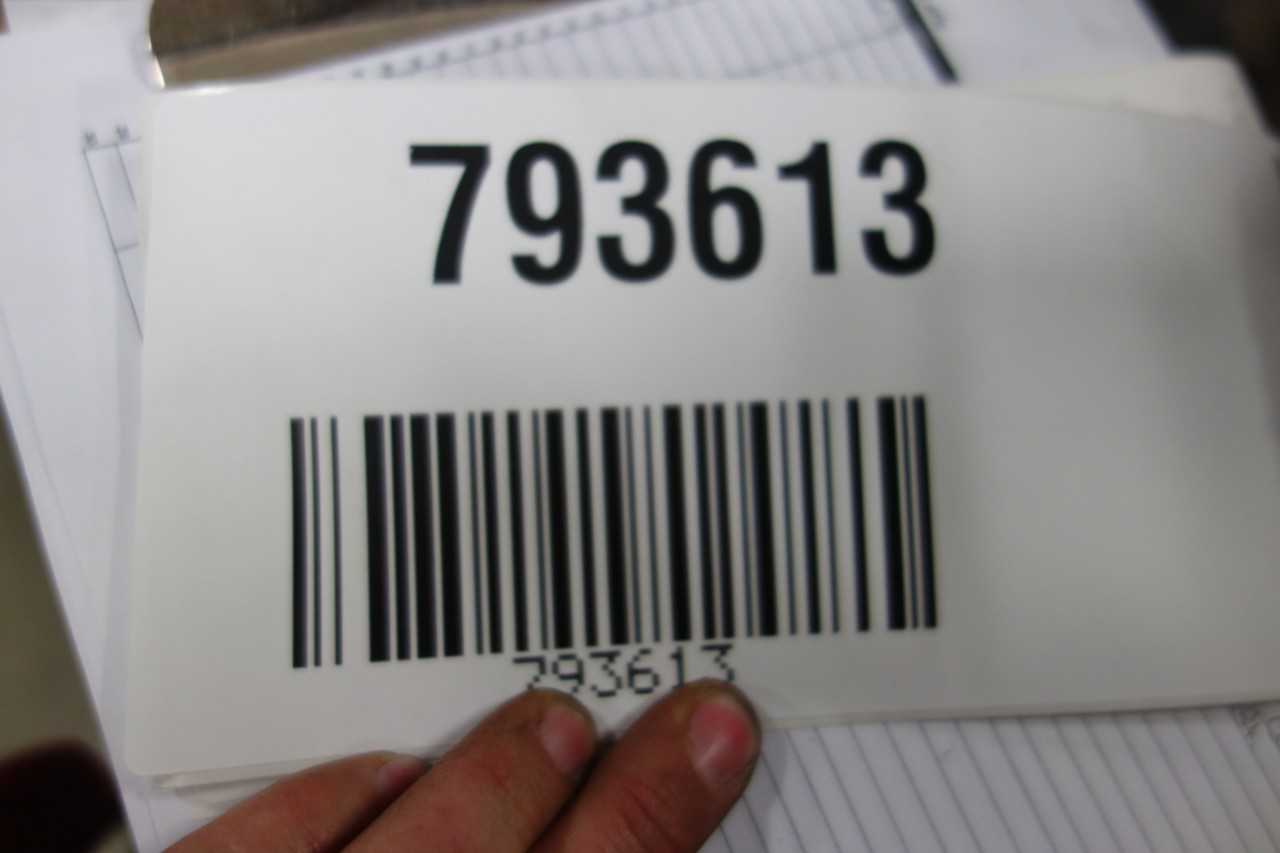 3 PALLETS OF CONVEYOR BELTING   RUBBER   PALSTIC CHAIN   STEEL MESH - CONVEYORS
