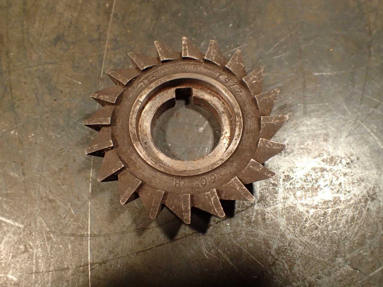 National Tool 60-Degree Right Hand Mill Milling Cutter 1/2" Cut 2-3/4 OD 1" Bore - END MILLS