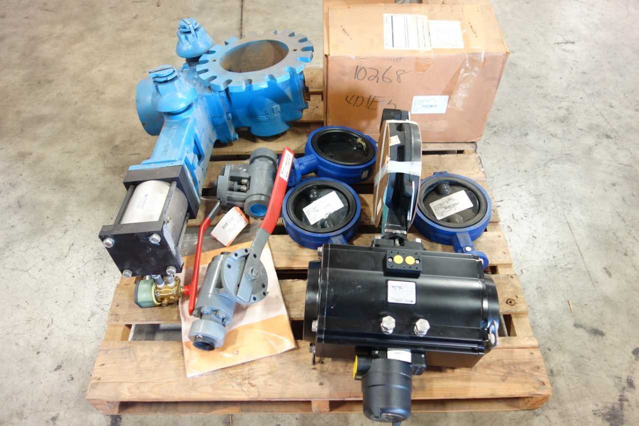 LOT OF ASSORTED VALVES - VALVES