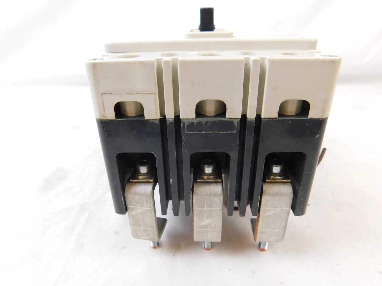 Quantity of 1x HFDDC3150LA1301U3801 MCCB/Molded Case Circuit Breakers - CIRCUIT BREAKERS