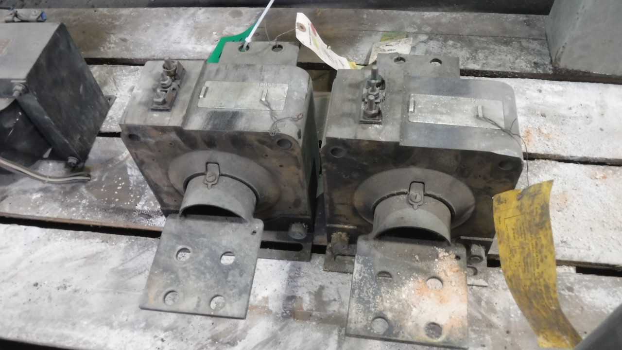 Lot of General Electric Current Transformers - CONTROL TRANSFORMERS