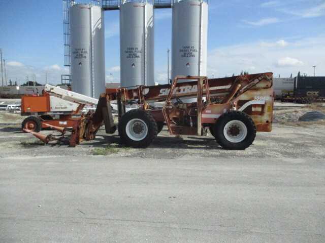Skytrak Rough Terrain Forklift - Model B8400 - TELESCOPIC HANDLERS