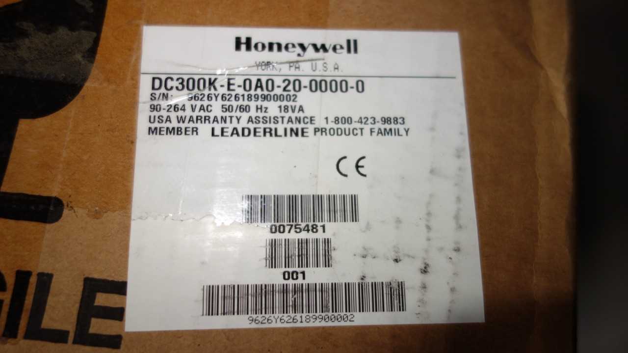 HONEYWELL DC300K-E-0A0 TEMPERATURE CONTROLLER - AUTOMATION & CONTROLS