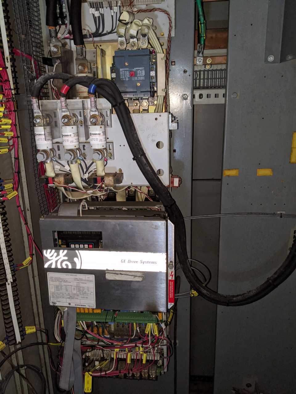 5X SECTIONS OF GE SILTROL I CONTROL PANELS W/ DRIVES (EXCLUDES BREAKERS) - AUTOMATION & CONTROLS