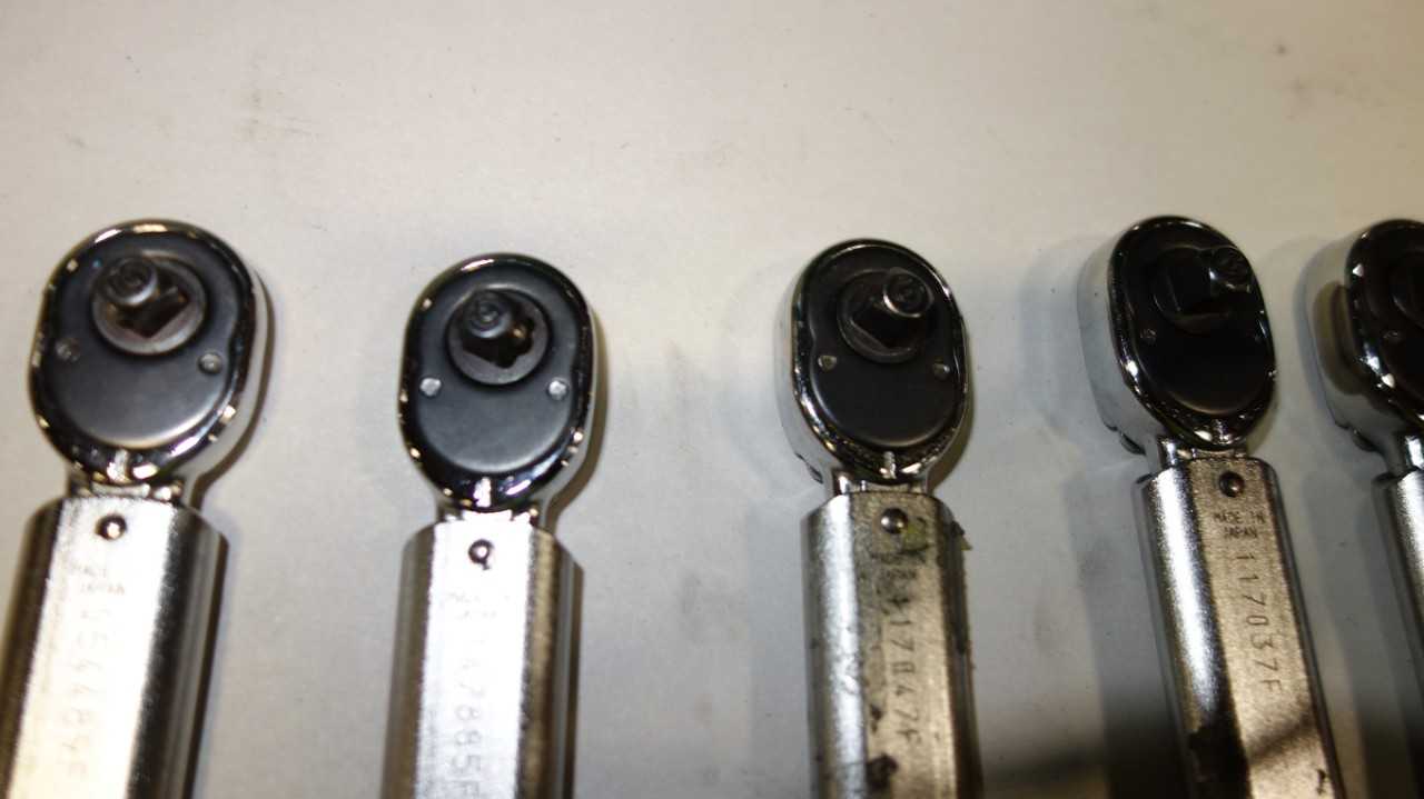 LOT OF 9 ASSORTED RATCHET HEAD TORQUE WRENCHES, 8X TOCHNICHI QSP12N4, 1X LTCS 30-150 - HAND TOOLS