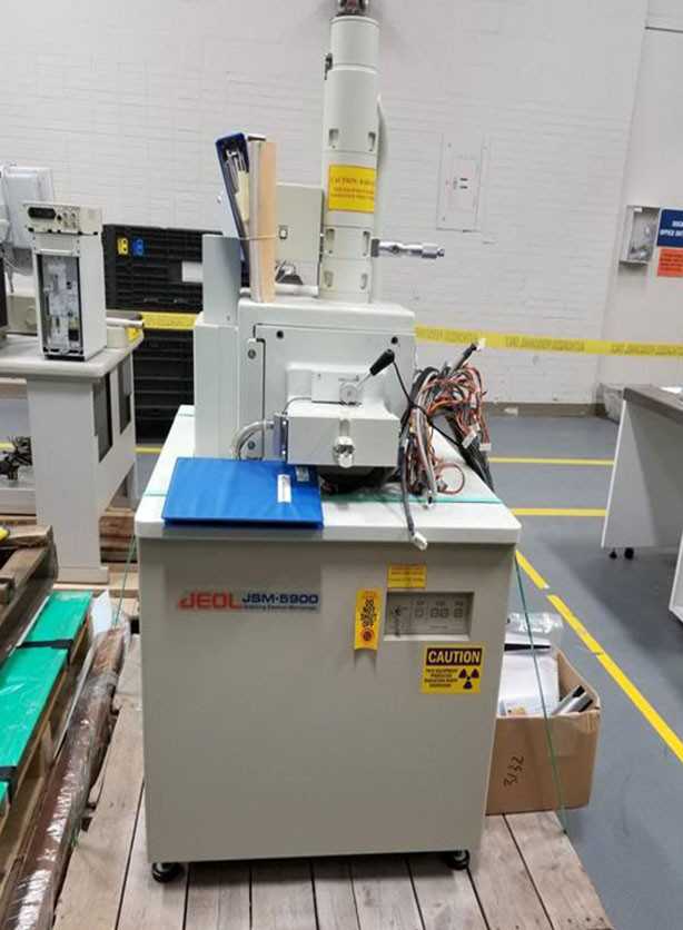 Jeol 5900 Scanning Electron Microscope - LAB & SCIENTIFIC