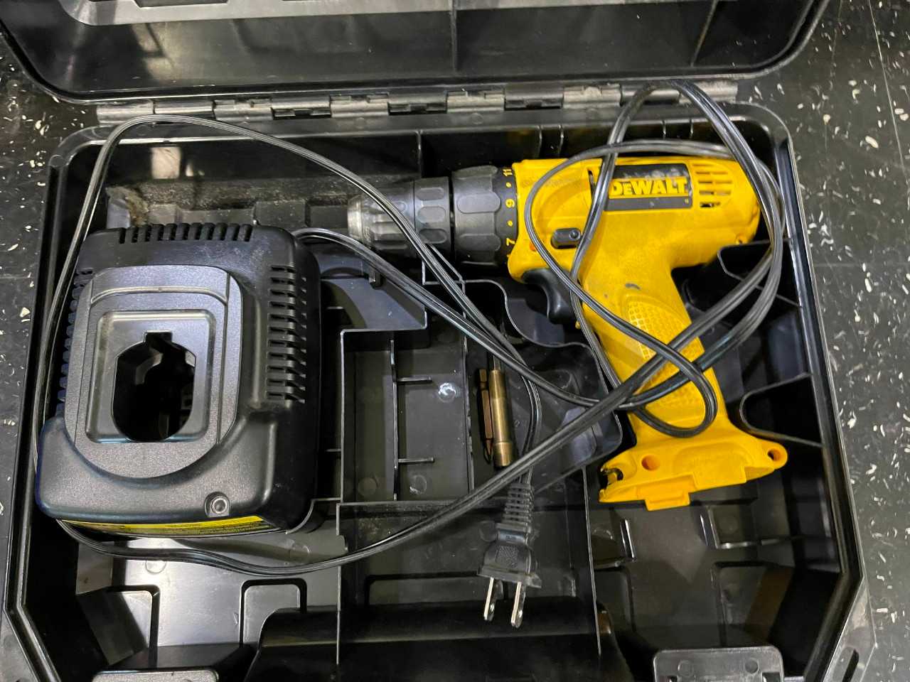 Dewalt Cordless Drill & Dremel Router Attachment - ELECTRIC POWER TOOLS