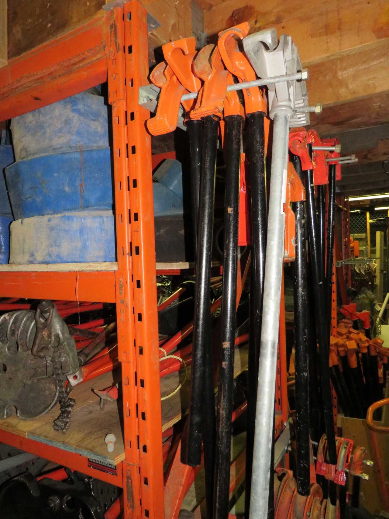 LOT OF 5 ASSORTED 90 DEGREES PIPE BENDERS - KLEIN, BENFIELD, GREENLEE - HAND TOOLS