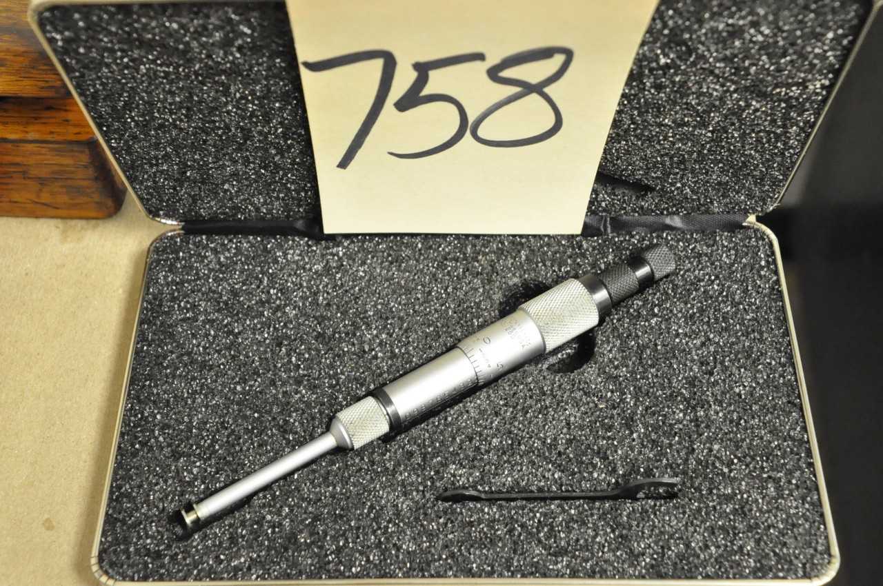 1 Starrett No 260 and 1 Mitutoyo No 146 102 Groove Micrometers with Cases - ELECTRIC POWER TOOLS