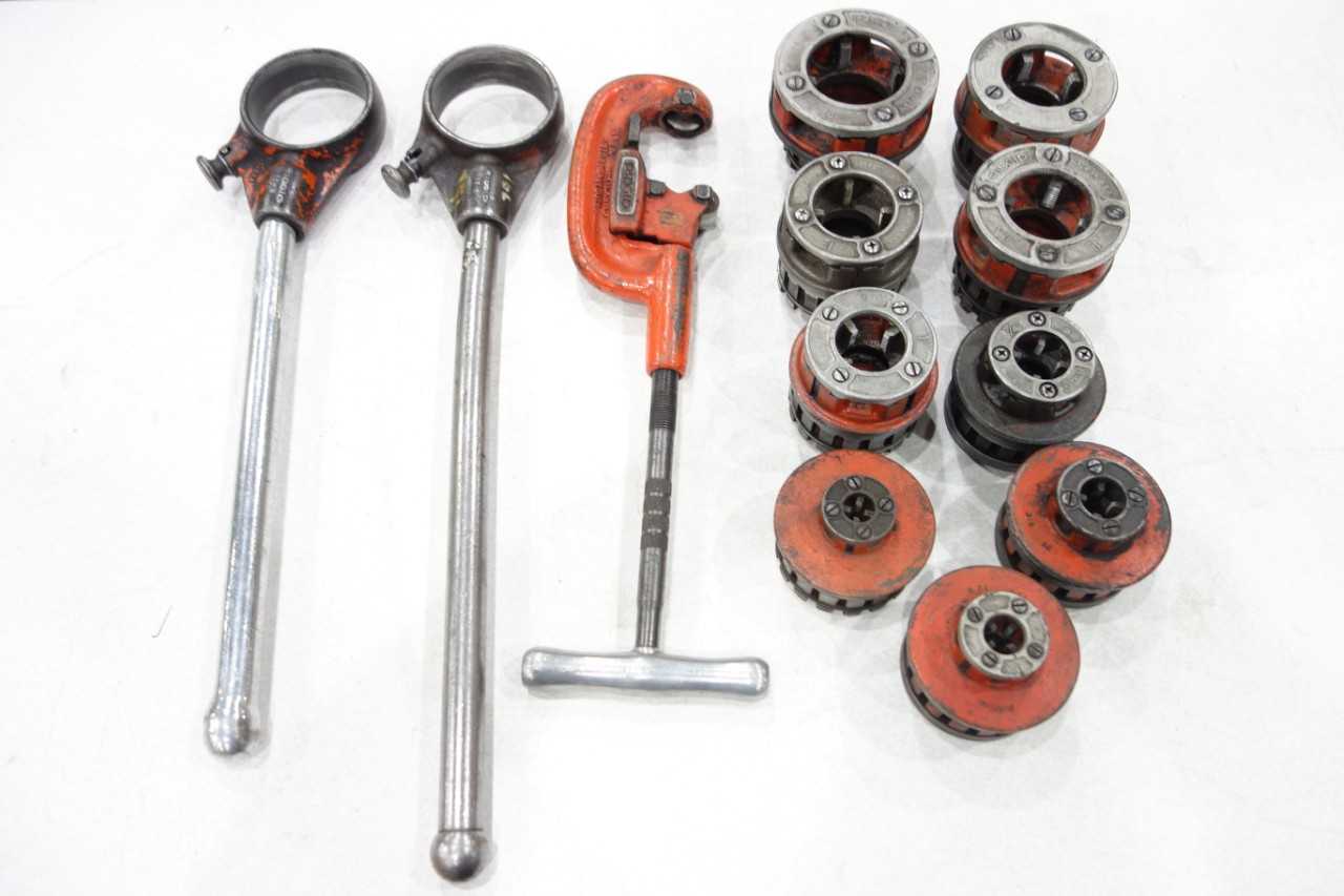 Lot of Ridgid Pipe Threader Ratchets and Manual Threader Bolt Die Heads 3/4" to 2" - HAND TOOLS