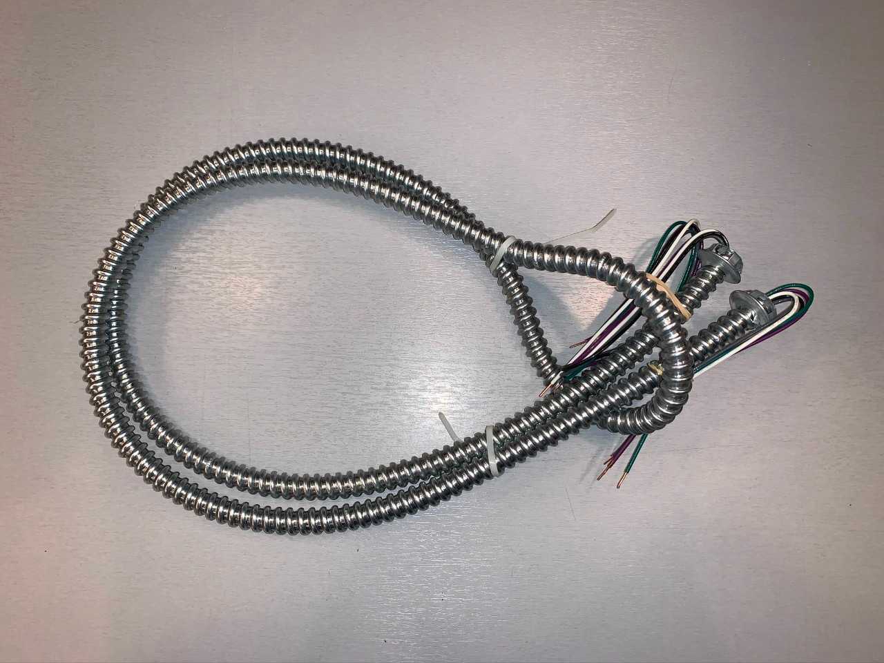 New - Lot of 50 - Southwire 6 foot Flexible Conduit Whip with 5 Wires - MACHINING ACCESSORIES & TOOLING