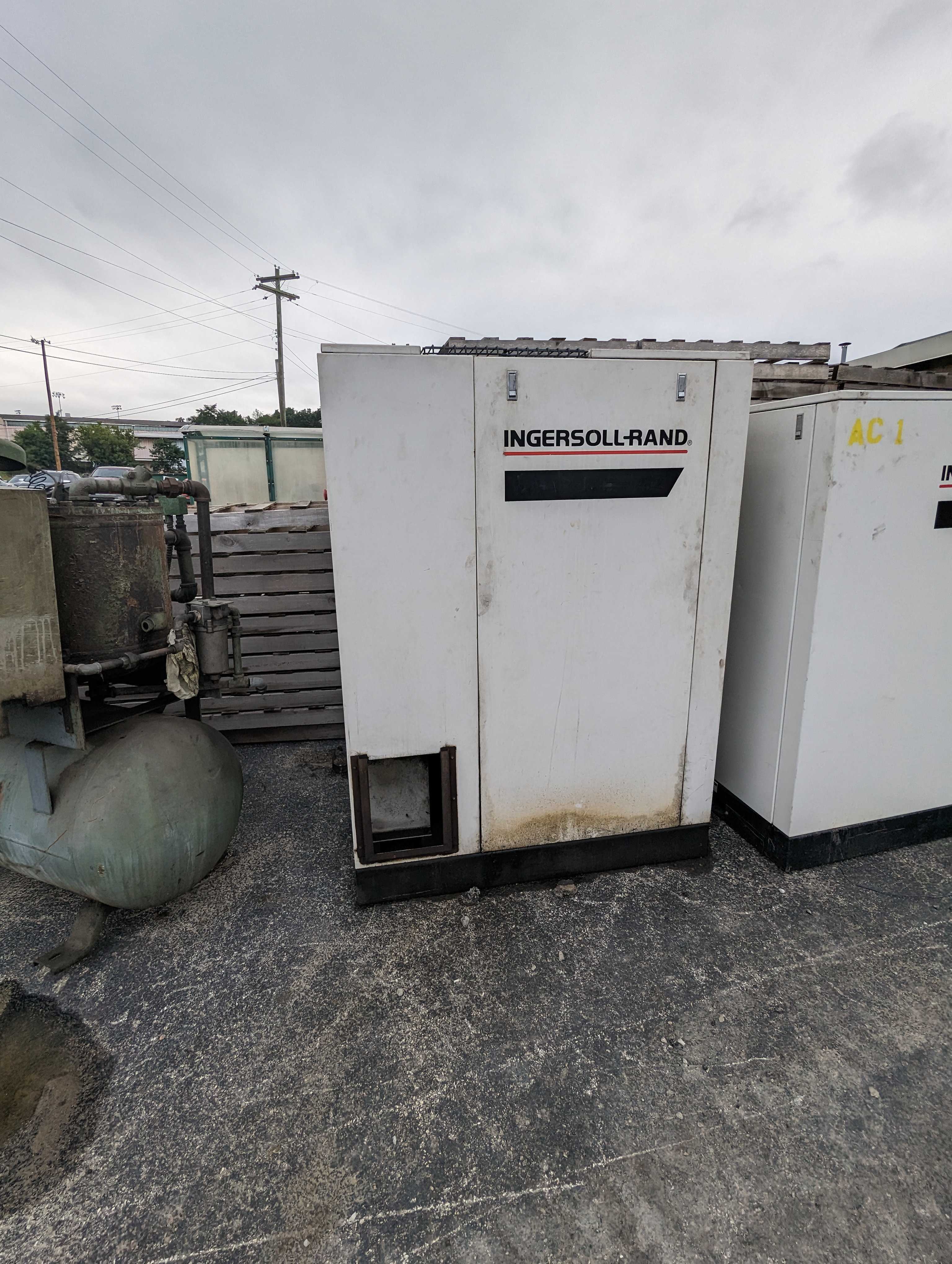 Ingersoll-Rand SSR EP50SE Compressor - AIR COMPRESSORS