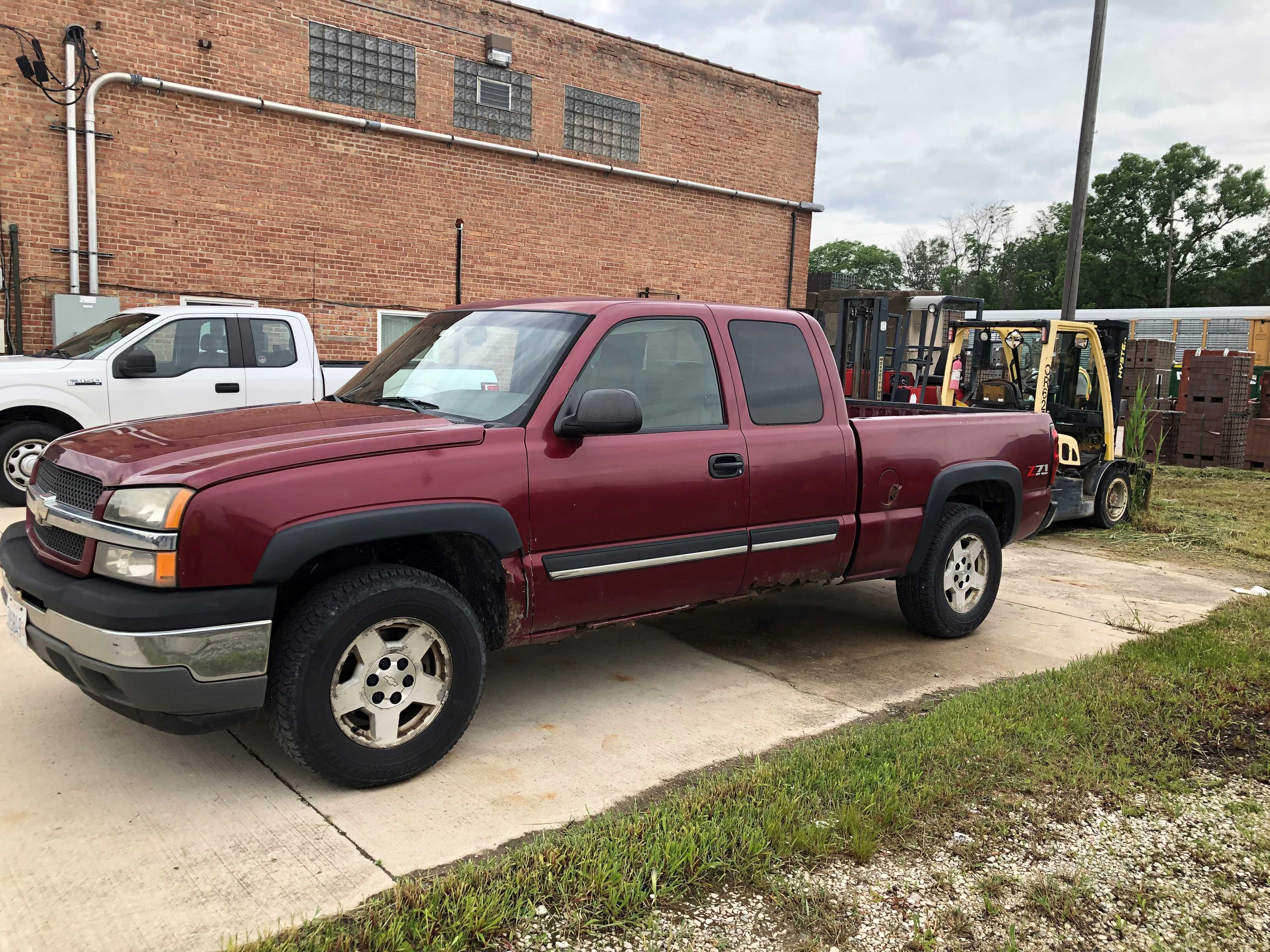 2005 CHEVROLET SILVERADO PICKUP TRUCK - PICKUP TRUCKS