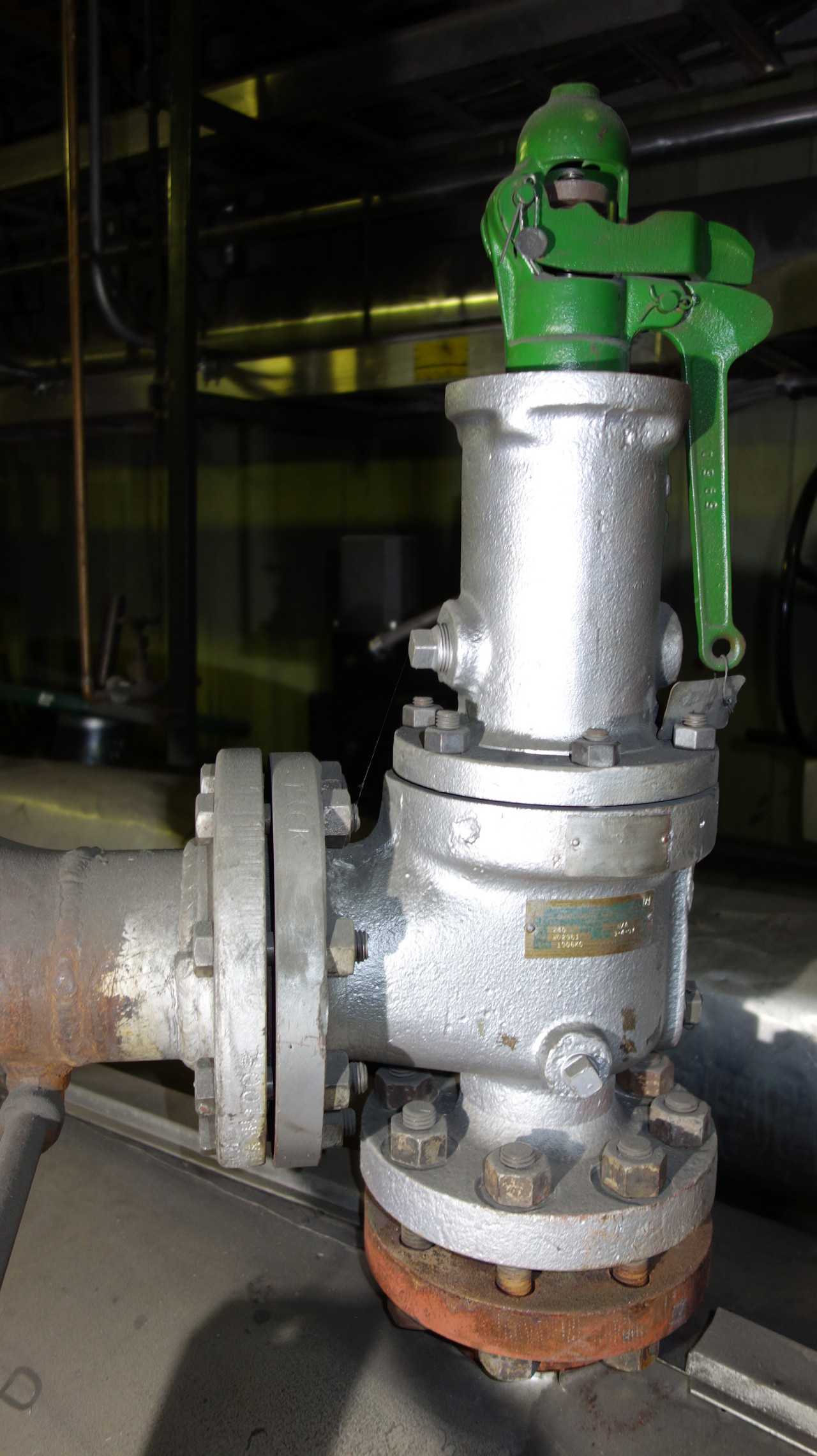LOT OF 2 CONSOLIDATED RELIEF VALVES 3IN - RELIEF VALVE