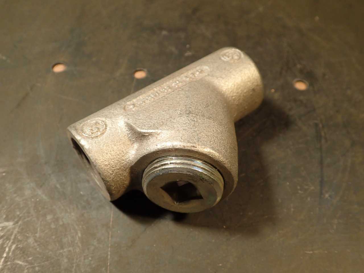 Crouse-Hinds EYS-2 3/4" Explosion Proof Drain Seal Conduit Fitting: Female NPT - CONDUIT FITTING
