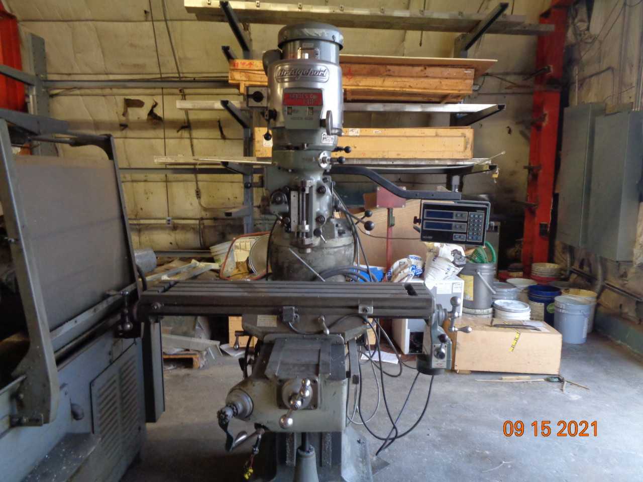 Bridgeport Vertical Mill, with Digital Read Out and Power Feed - MILLING MACHINES