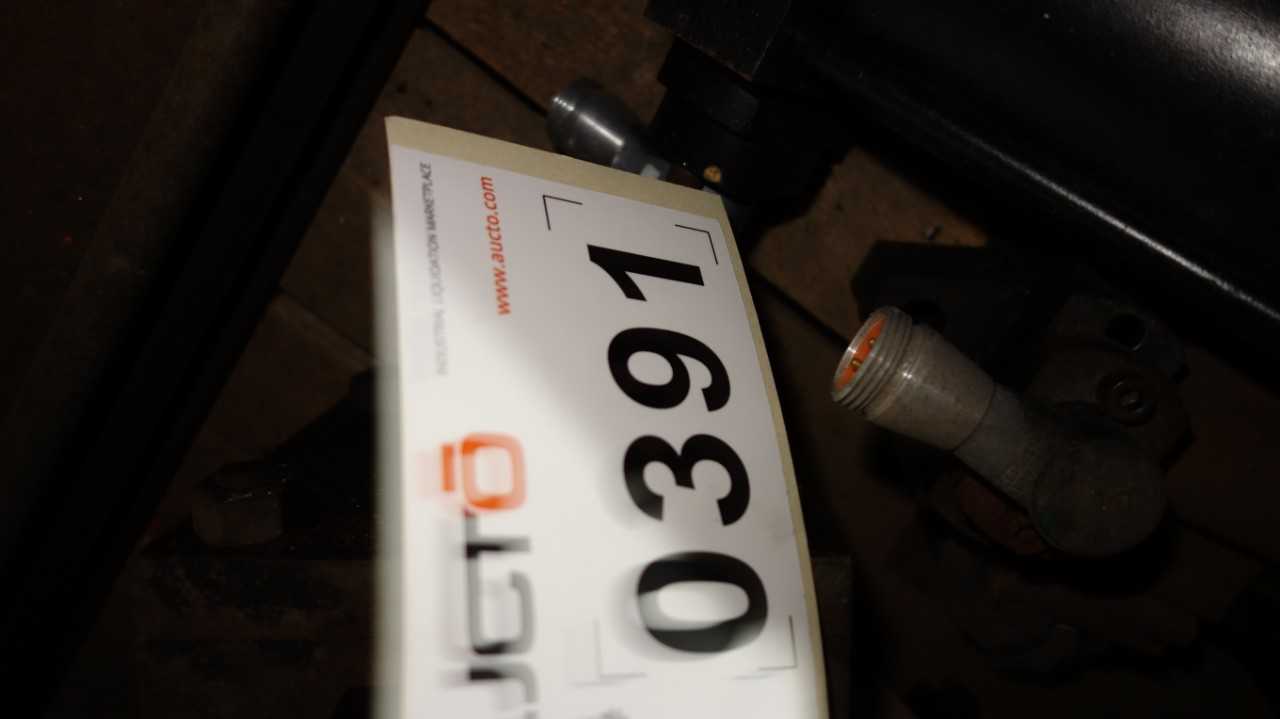 1 PALLET OF ASSORTED PNEUMATIC CYLINDERS, PARKER - PNEUMATIC CYLINDERS & ACTUATORS