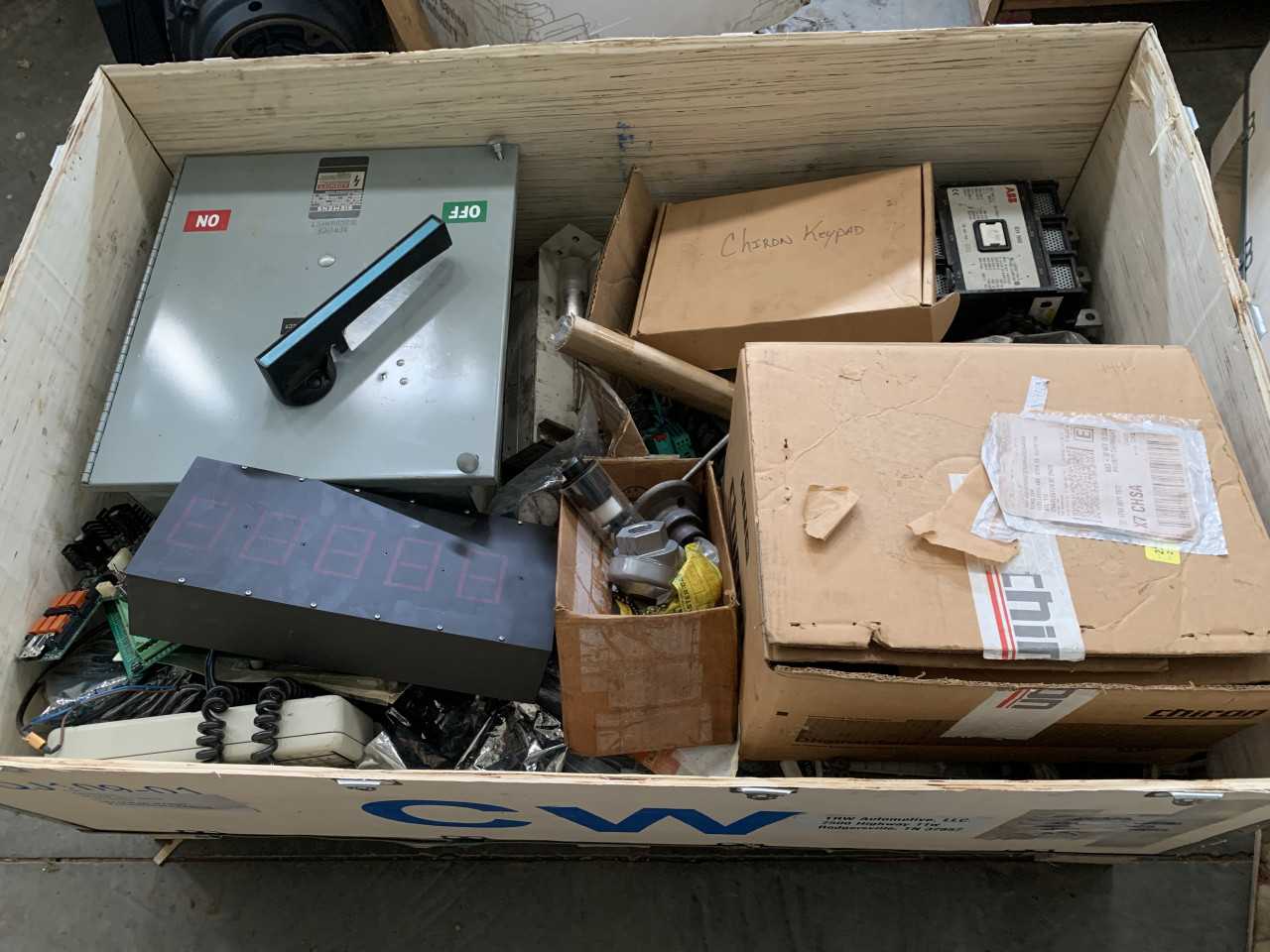 CRATE OF ELECTRICAL AUTOMATION EQUIPMENT PARTS SIEMENS ETC. - ELECTRICAL PARTS