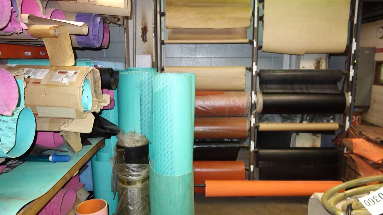 ASSORTED LOT OF GASKET MATERIAL, VARIOUS SIZES, PLASTIC SHEET, RUBBER ROLLS - VALVES